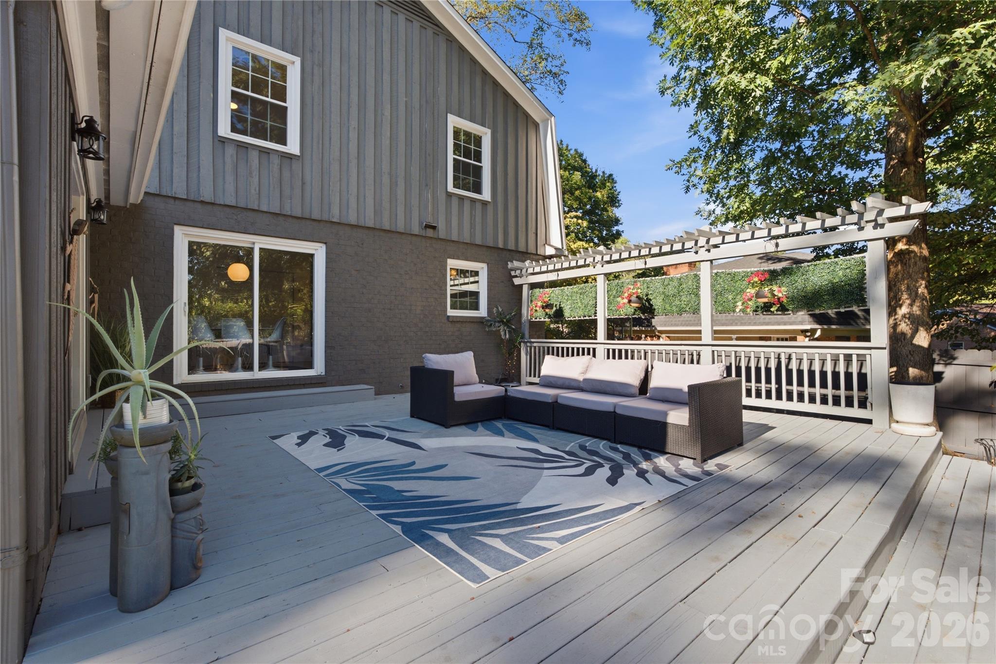 Single Family Residence at 1200 Charter Place, Charlotte, photo 44 of 48
