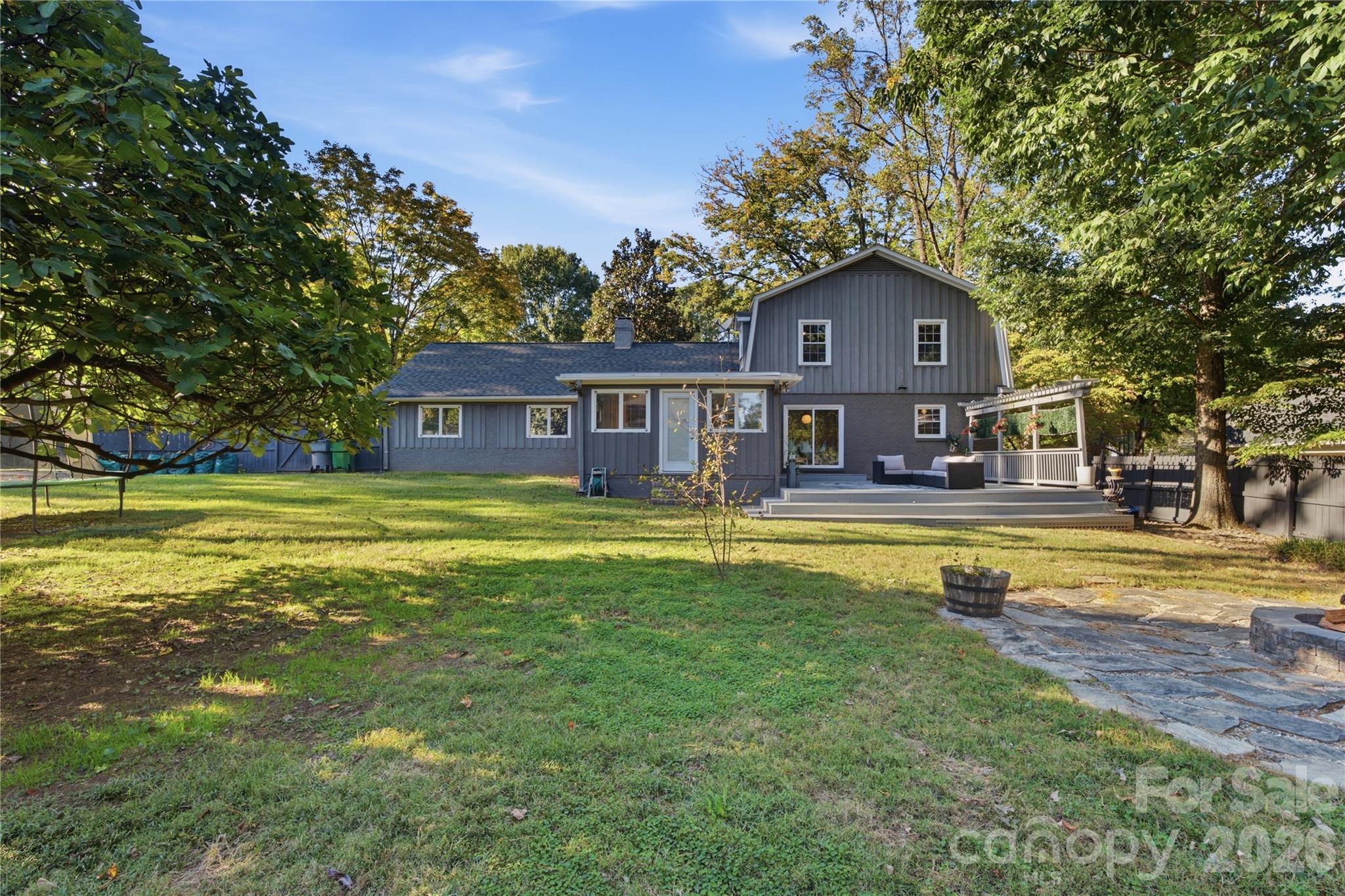 Single Family Residence at 1200 Charter Place, Charlotte, photo 47 of 48