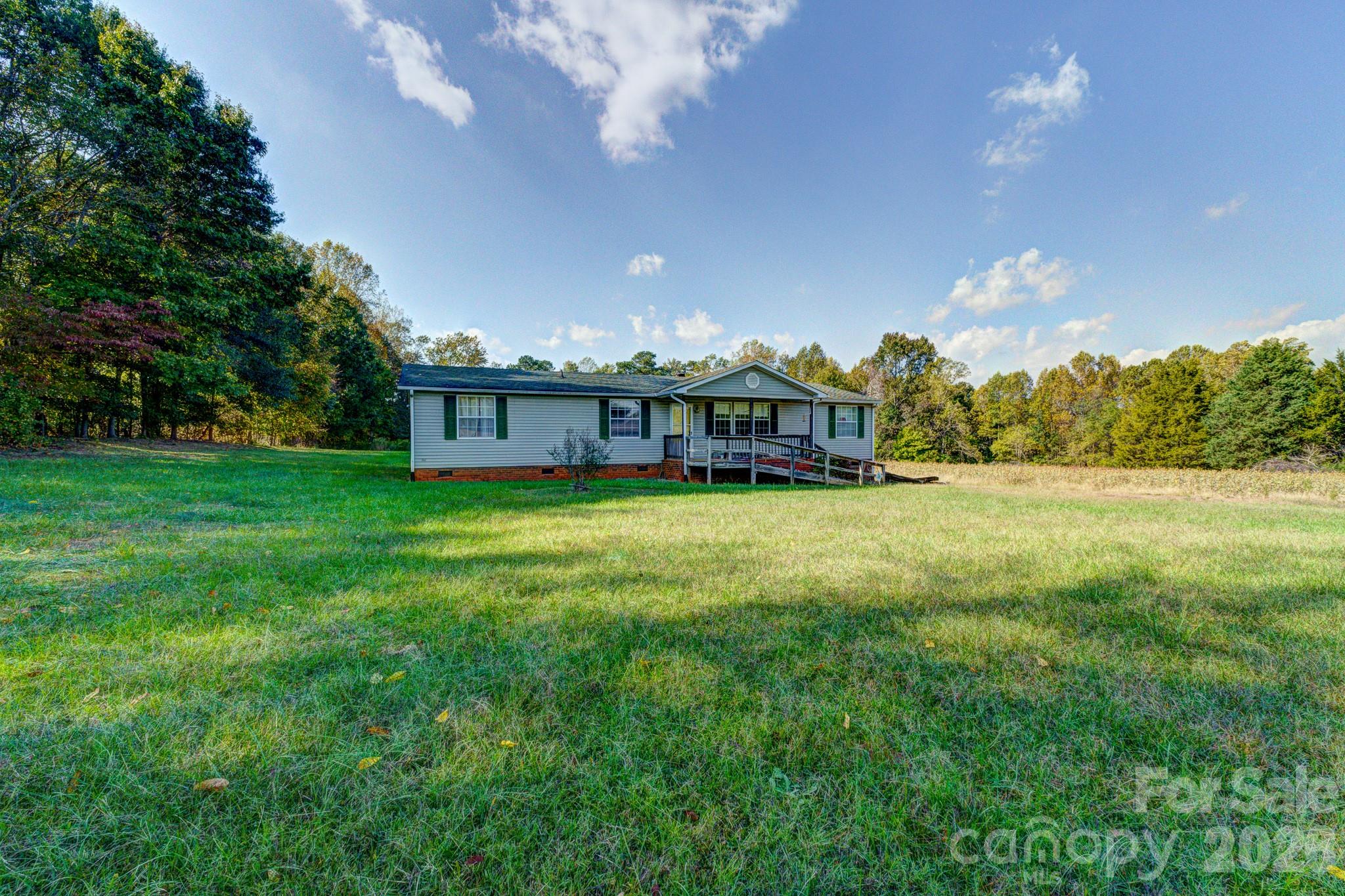 Single Family Residence at 171 Aderholdt Road, Bessemer City, photo 2 of 12