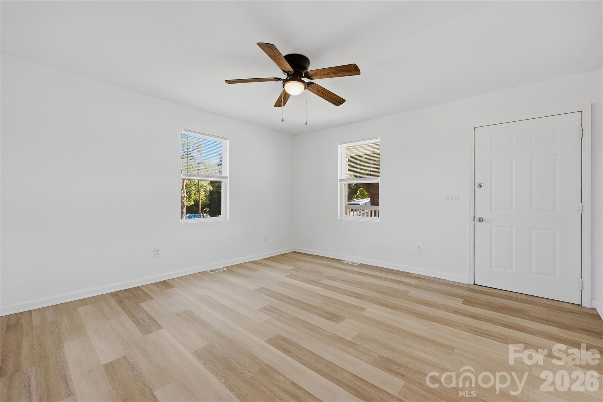 Single Family Residence at 2996 1st Avenue NW, Hickory, photo 26 of 38