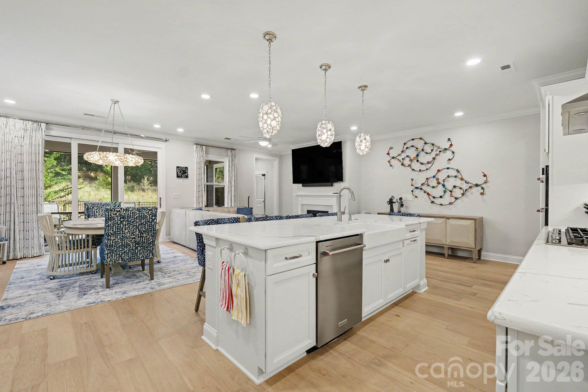 Large Kitchen - 5605 Caneel Lane, Denver