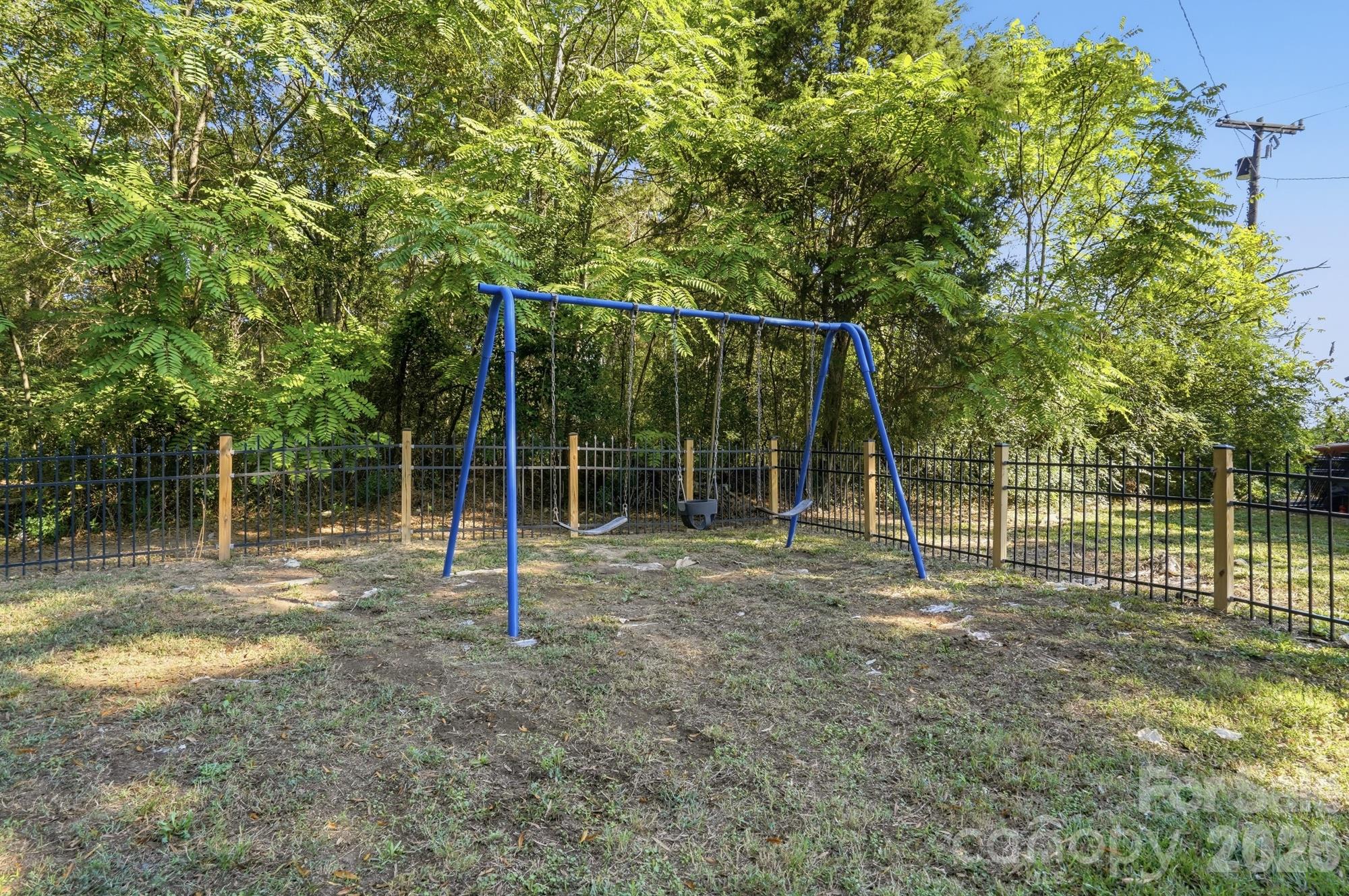 Single Family Residence at 1125 Traywick Road, Marshville, photo 17 of 22