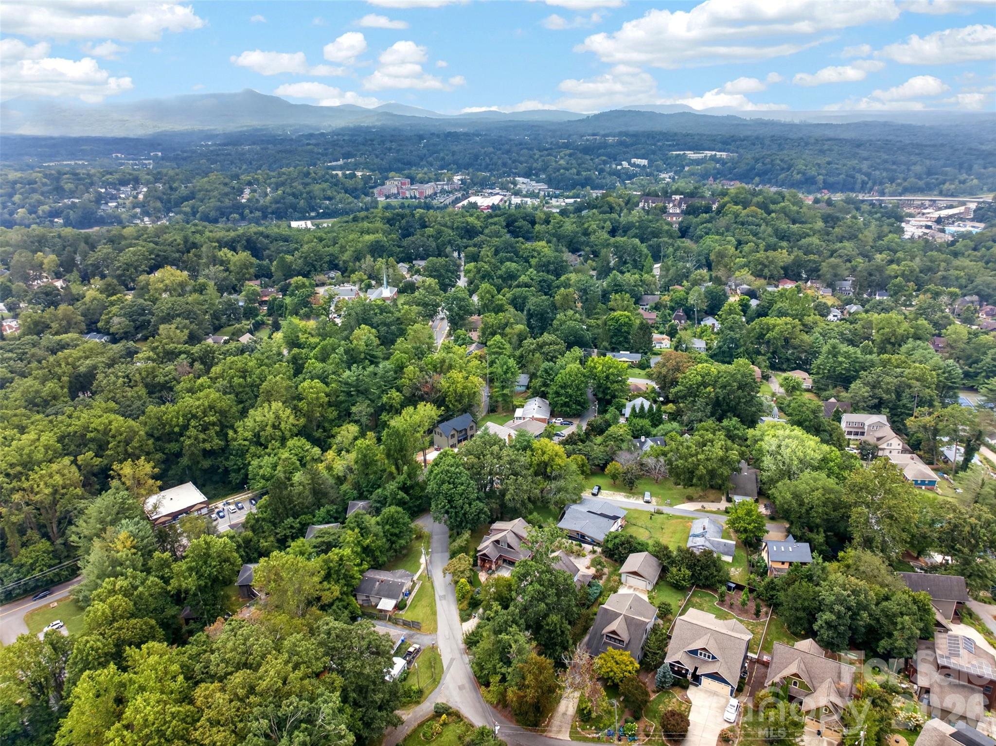 Single Family Residence at 5 Bellagio Place, Asheville, photo 31 of 36