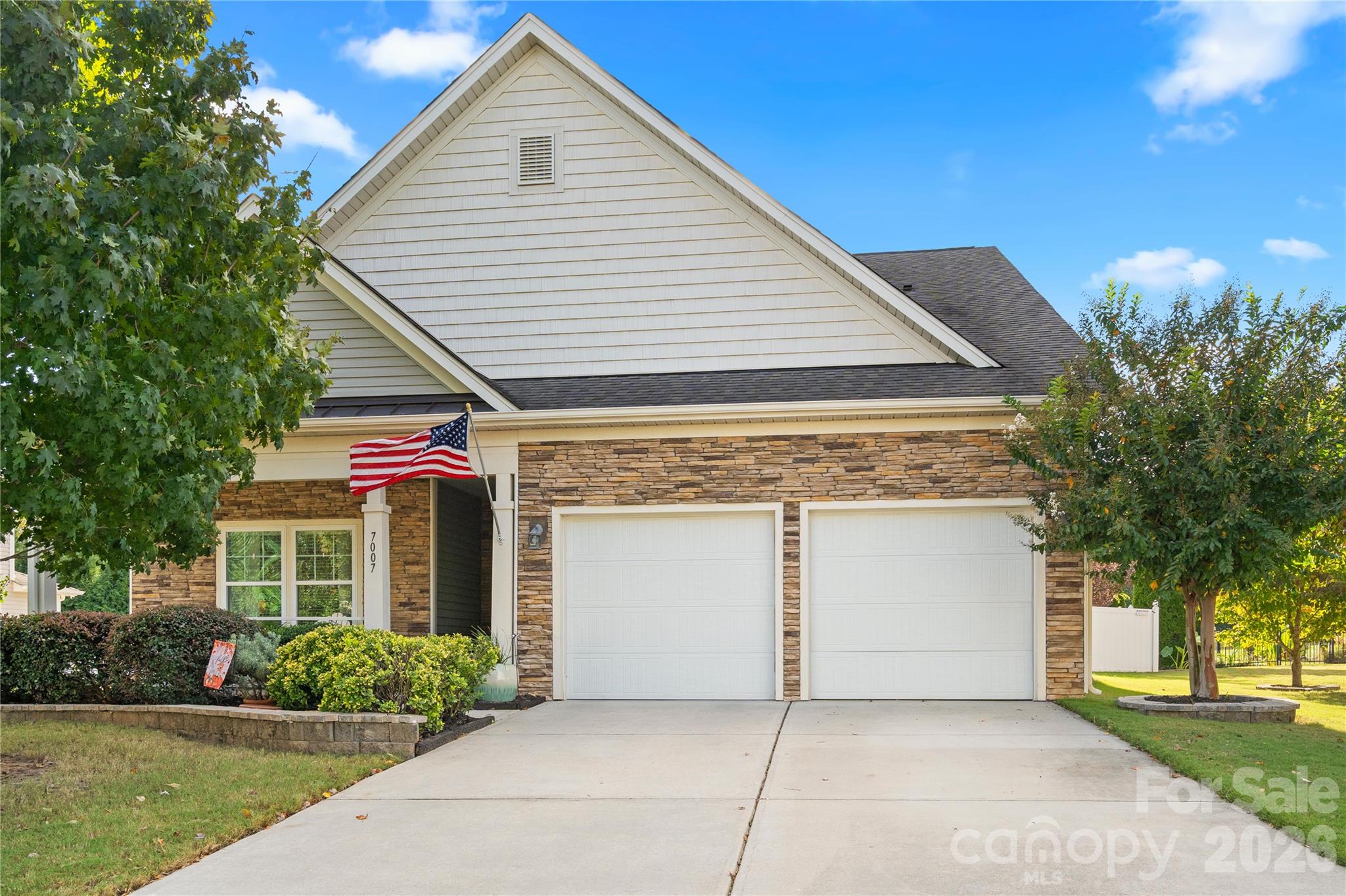 Single Family Residence at 7007 Shaw Court, Indian Land, photo 2 of 35