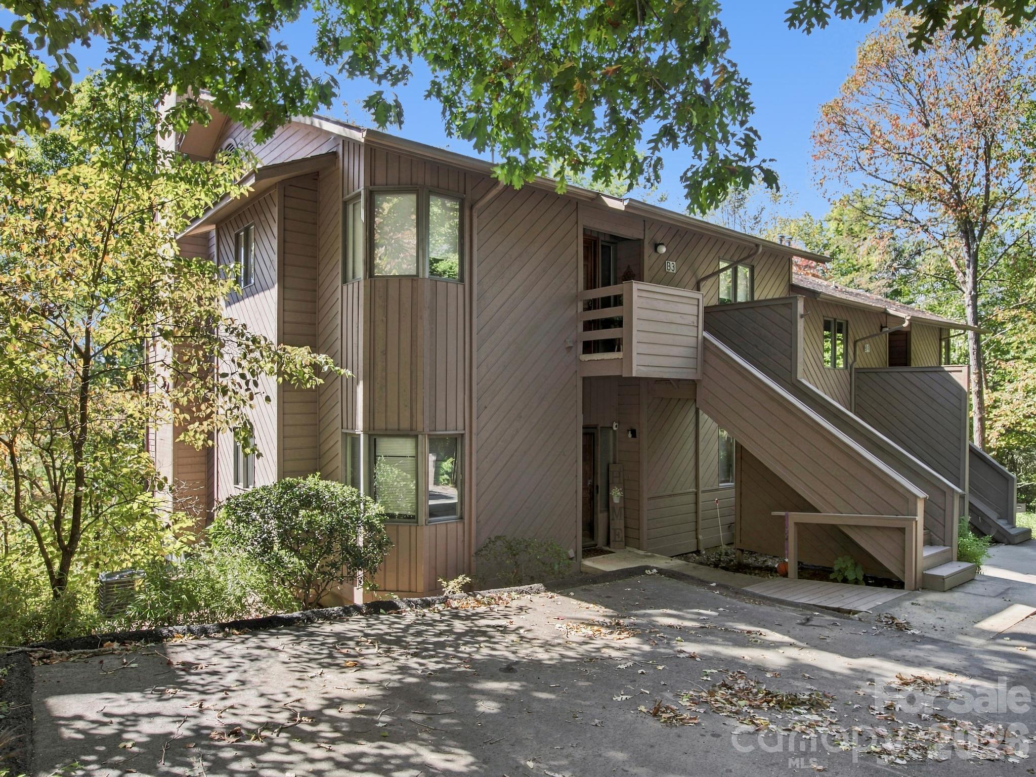 305 Piney Mountain Drive