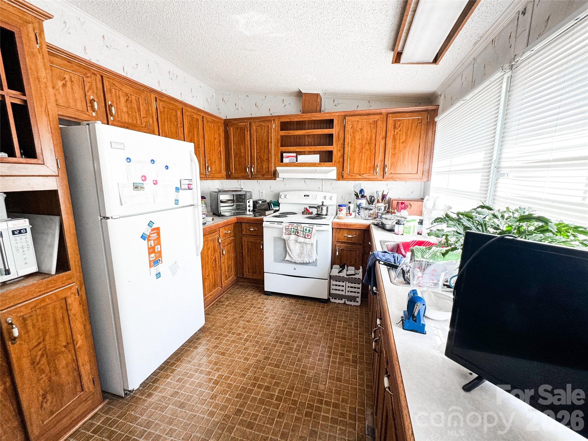 Single Family Residence at 4103 Pebblebrook Circle SW, Concord, photo 5 of 23