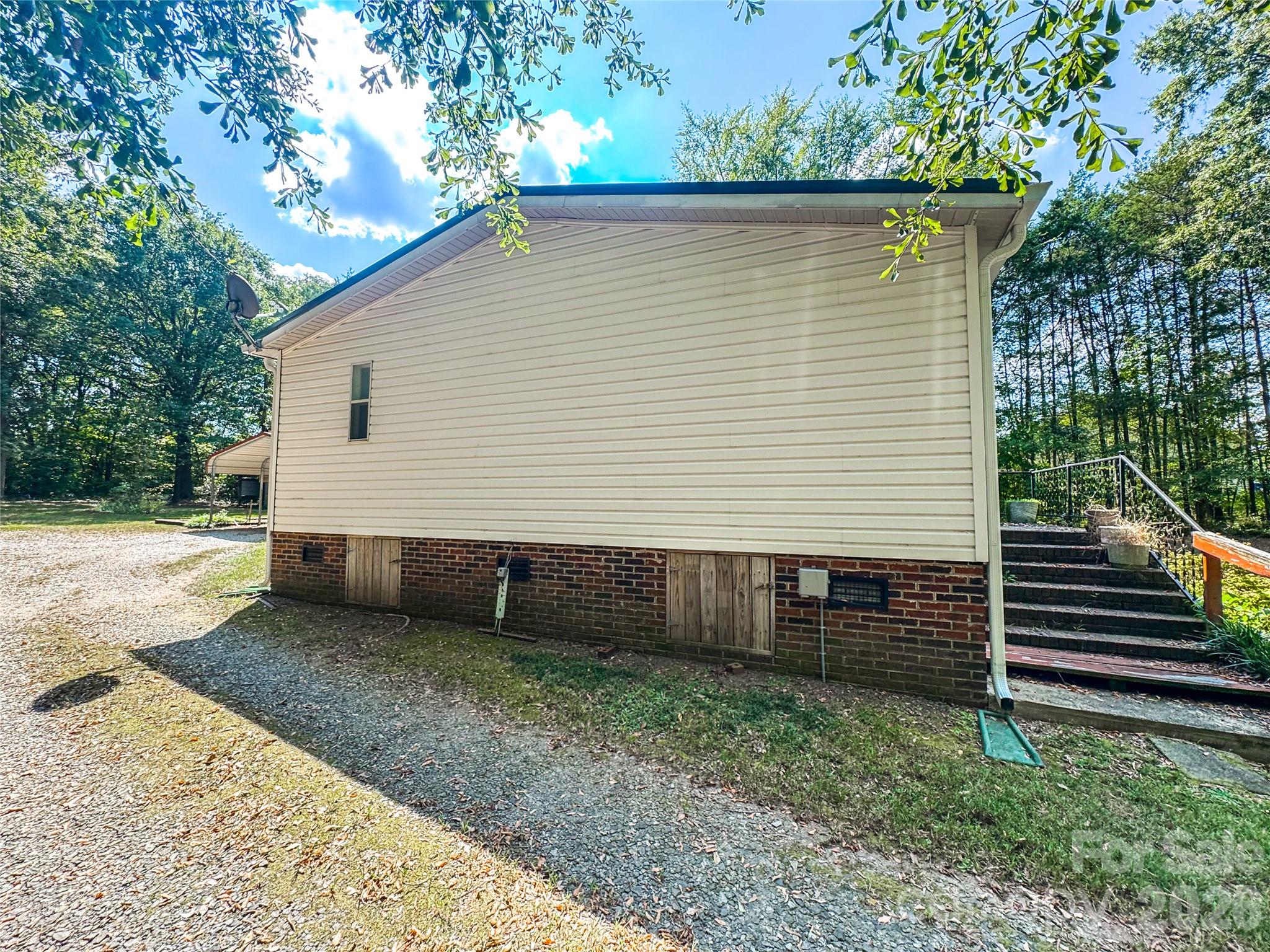 Single Family Residence at 4103 Pebblebrook Circle SW, Concord, photo 18 of 23
