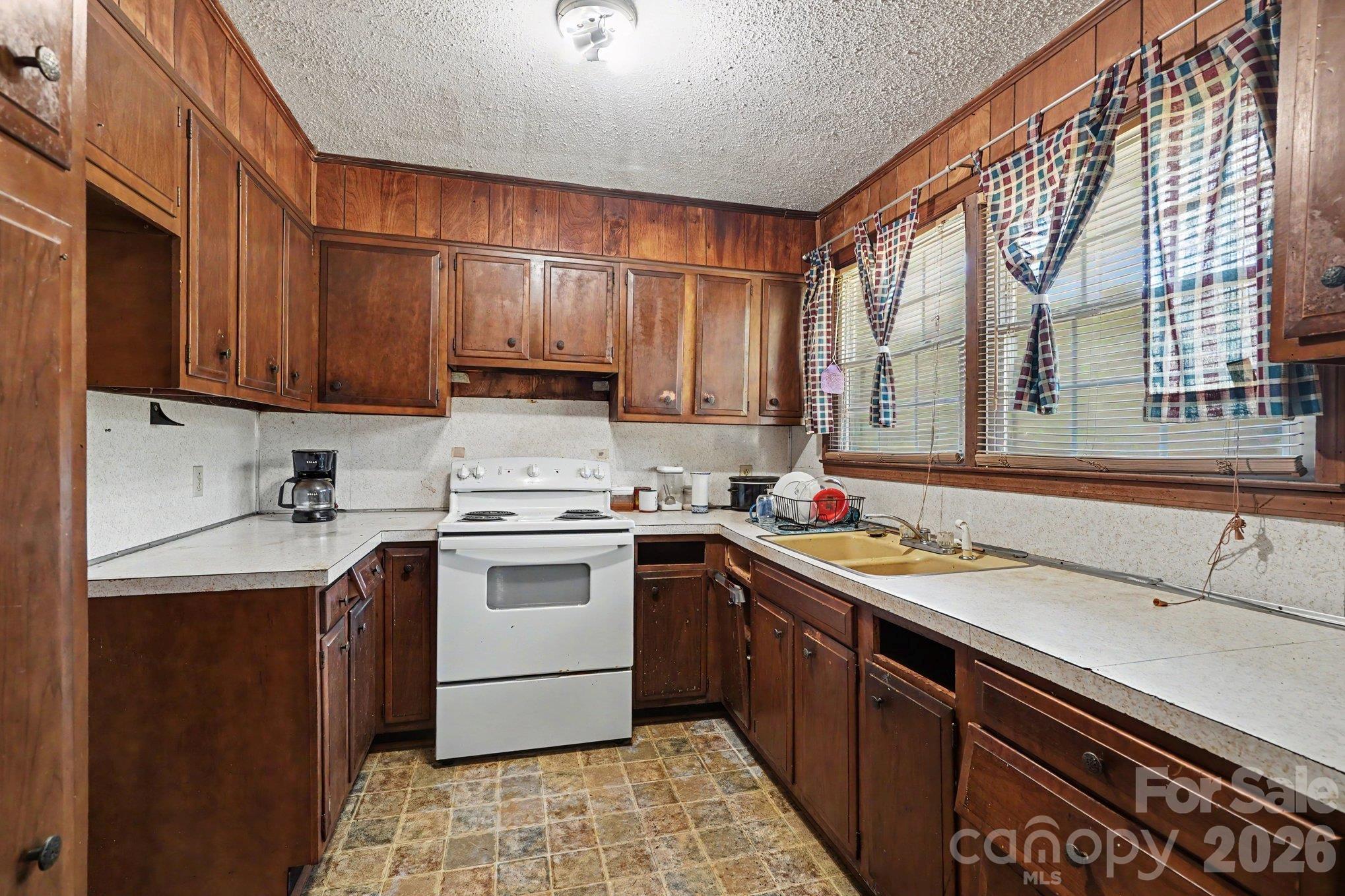 Single Family Residence at 4807 John Craig Road, Waxhaw, photo 11 of 22