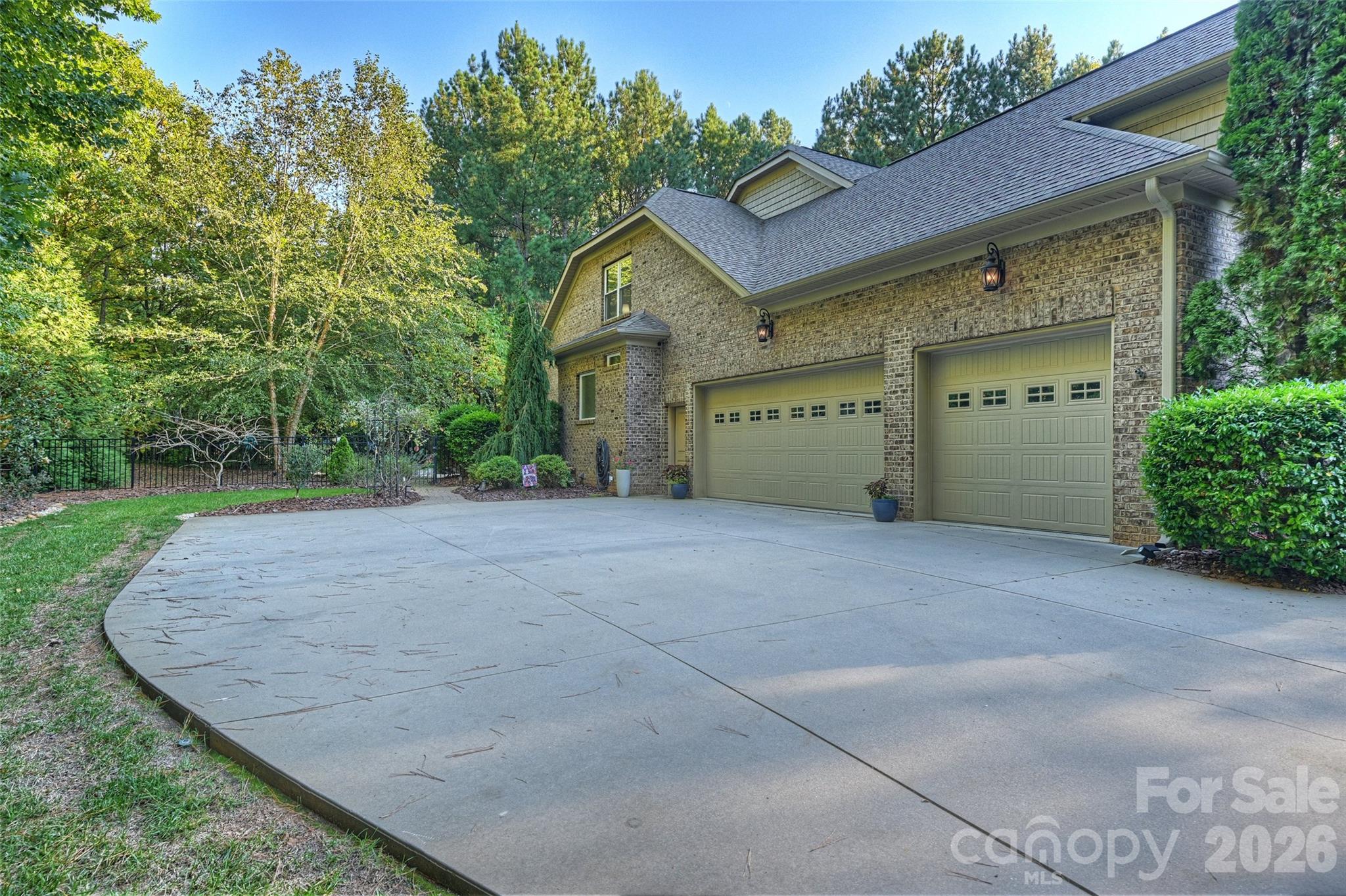 Single Family Residence at 6653 Goose Point Drive, Denver, photo 37 of 45