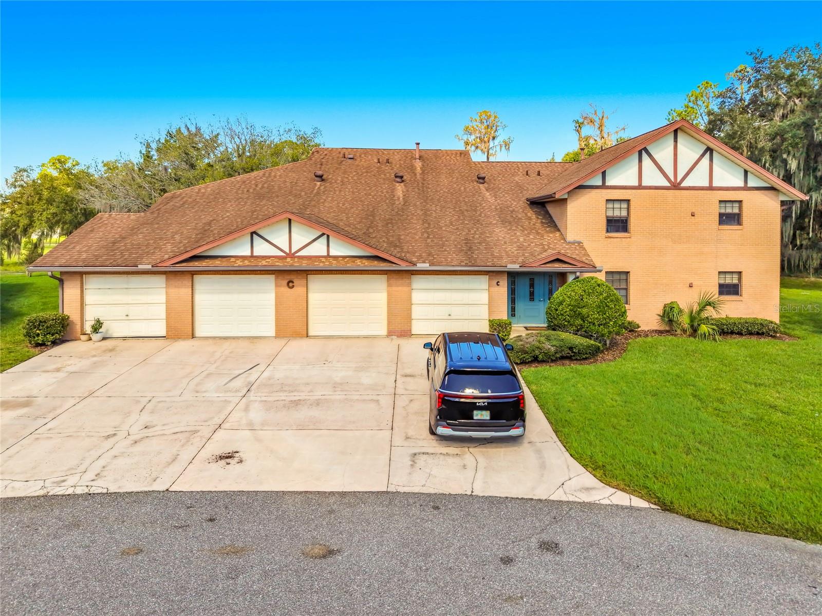 100 E OAK TERRACE DR #C1