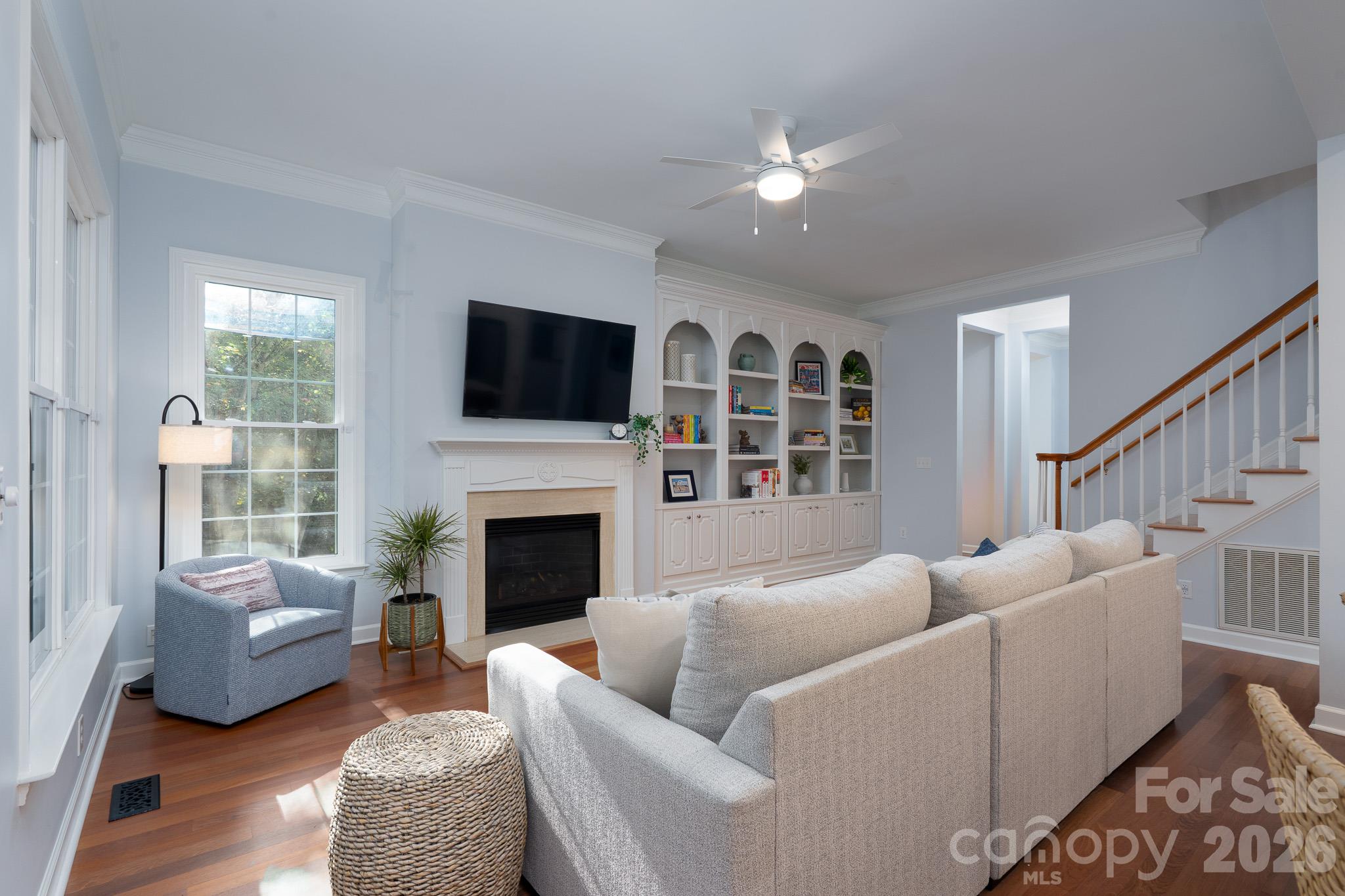 Single Family Residence at 1201 Beckford Glen Drive, Waxhaw, photo 5 of 48