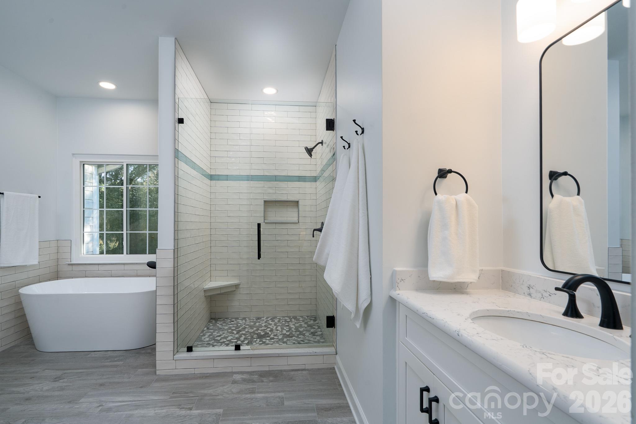 Single Family Residence at 1201 Beckford Glen Drive, Waxhaw, photo 22 of 48