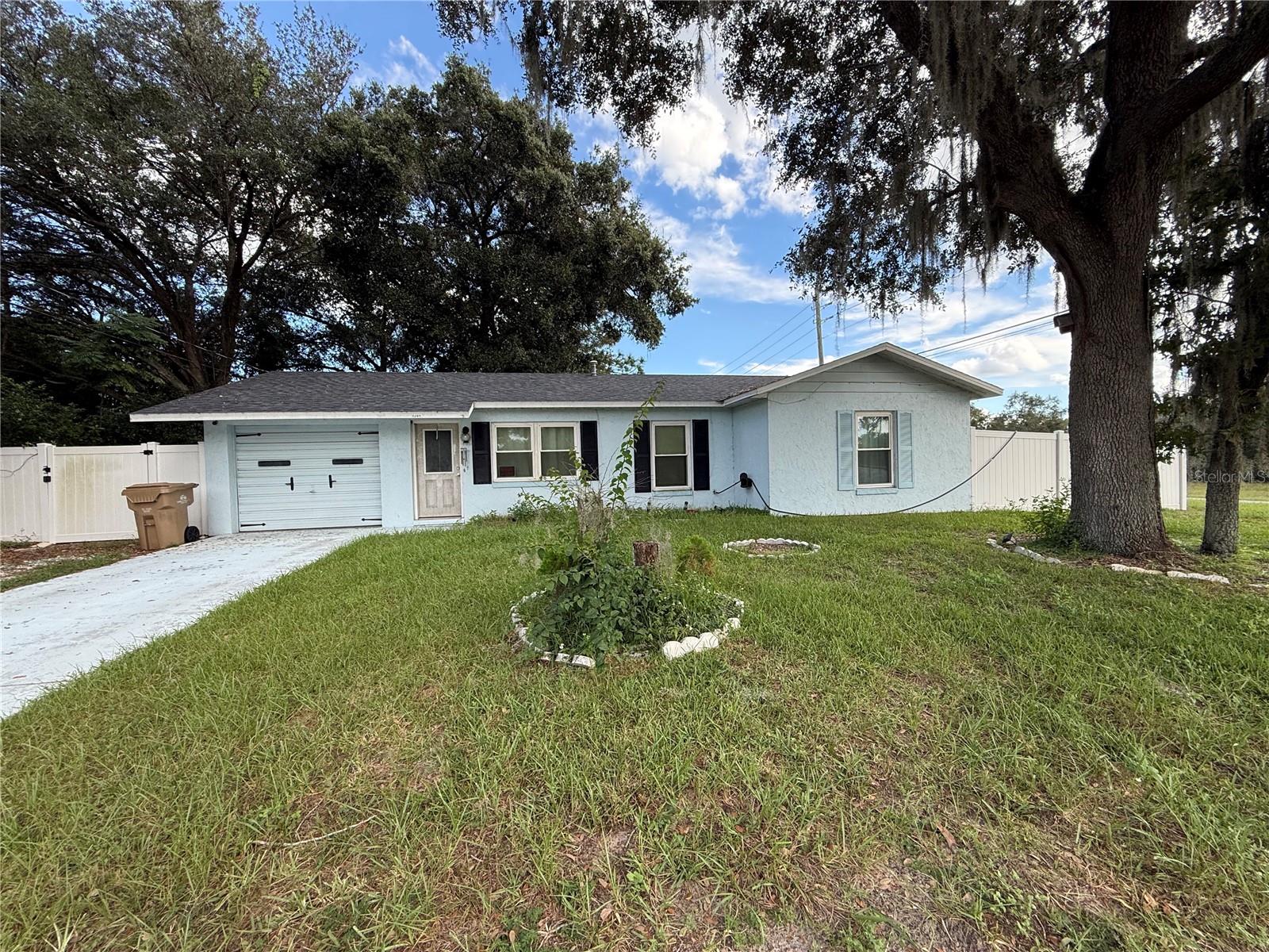1204 SPRING LAKE RD