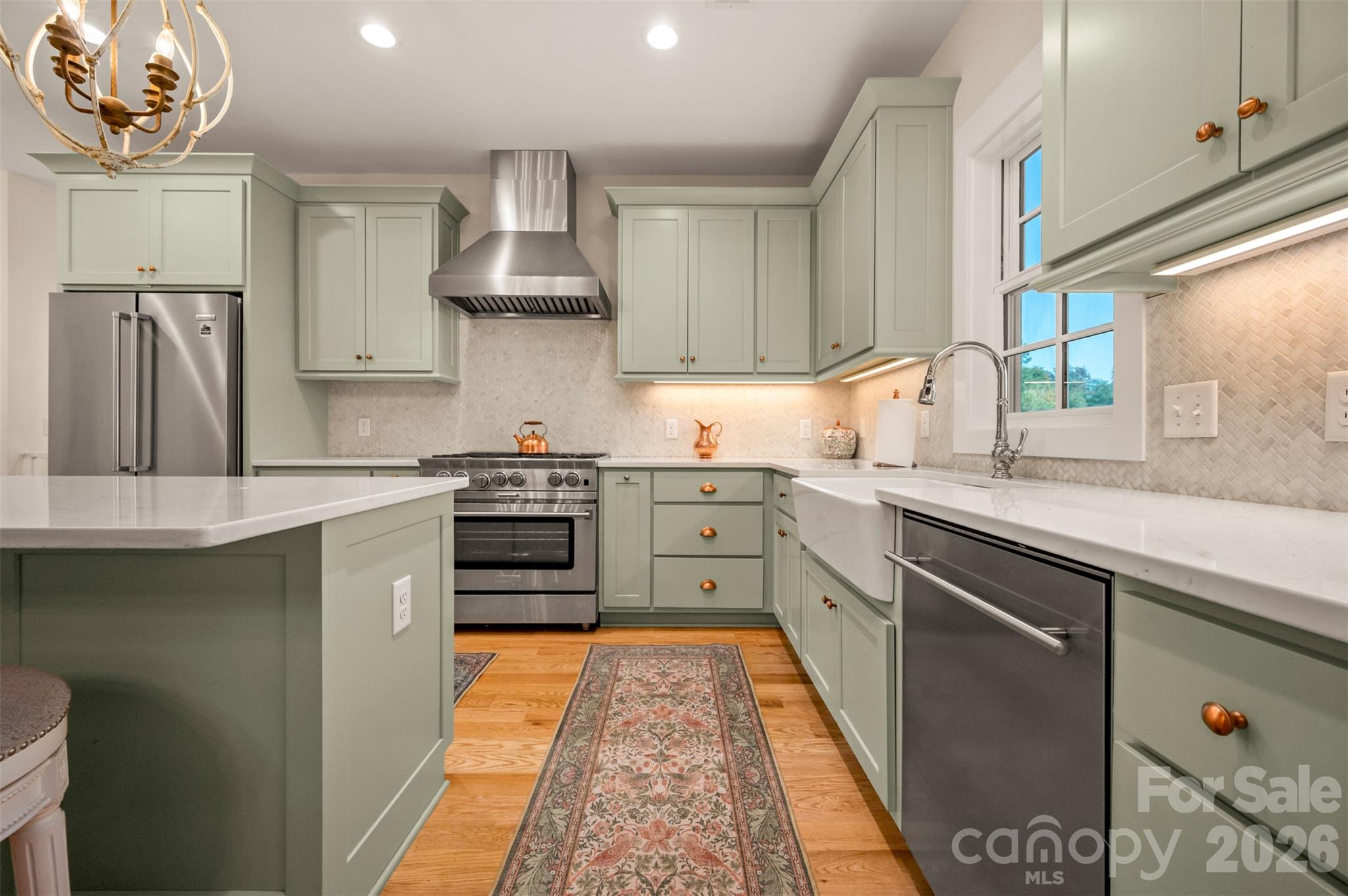 Single Family Residence at 67 Taddington Circle, Columbus, photo 14 of 35