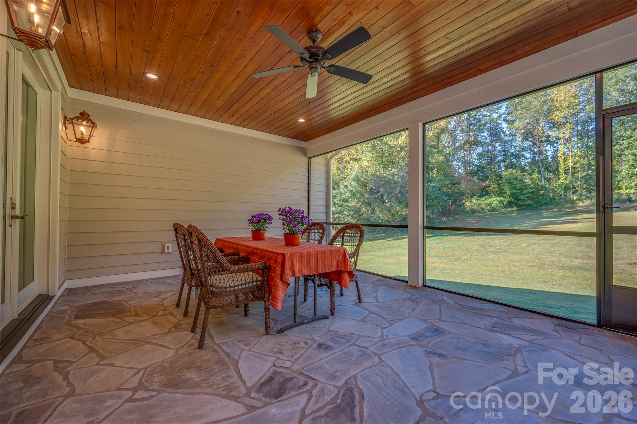 Single Family Residence at 67 Taddington Circle, Columbus, photo 16 of 35