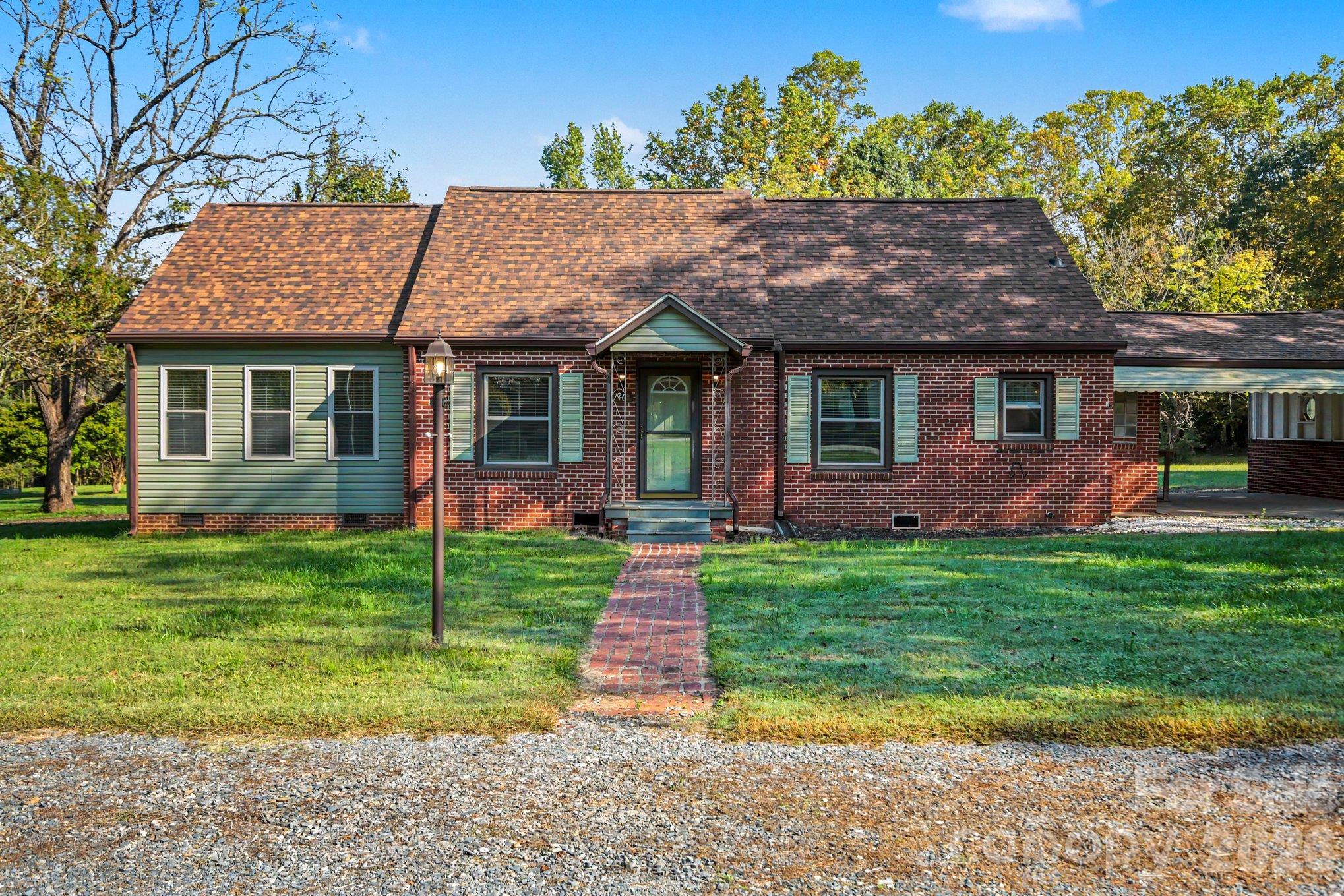 Single Family Residence at 730 Peach Orchard Road, Salisbury, photo 2 of 32