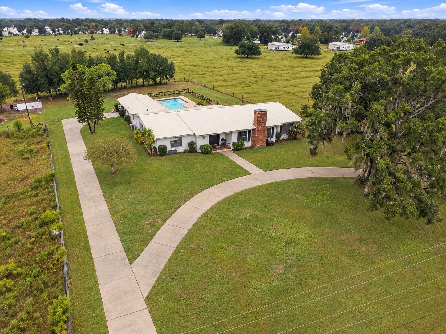 3903 EDISON AVE