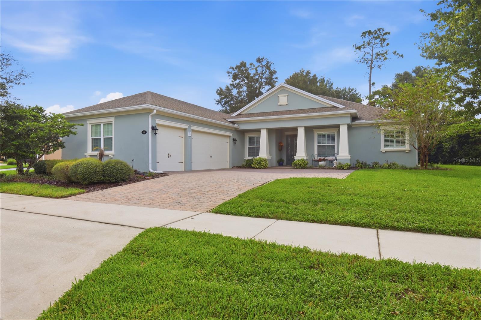 108 WISTERIA LN