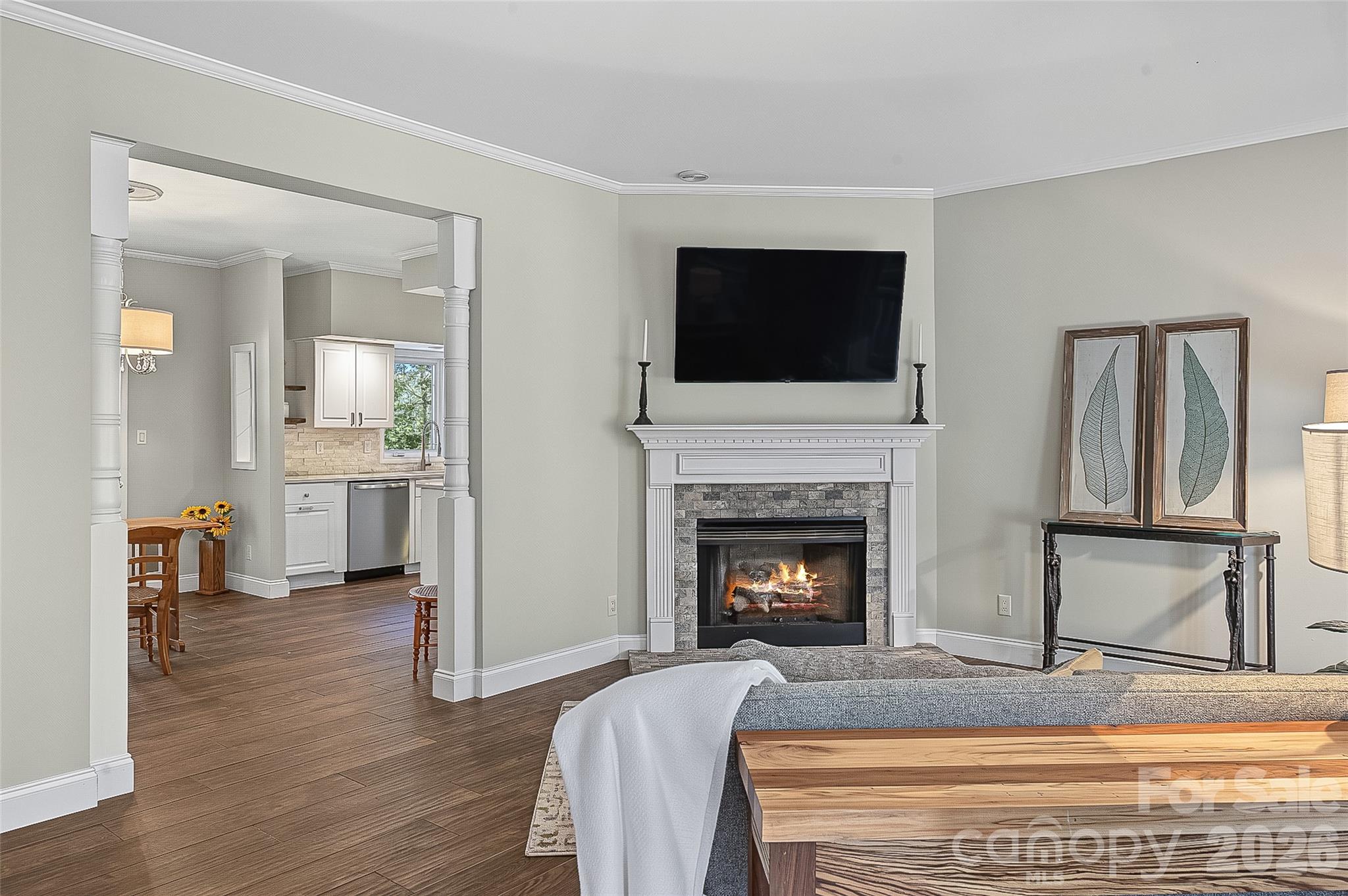 Great room - 2122 N Rugby Road, Hendersonville