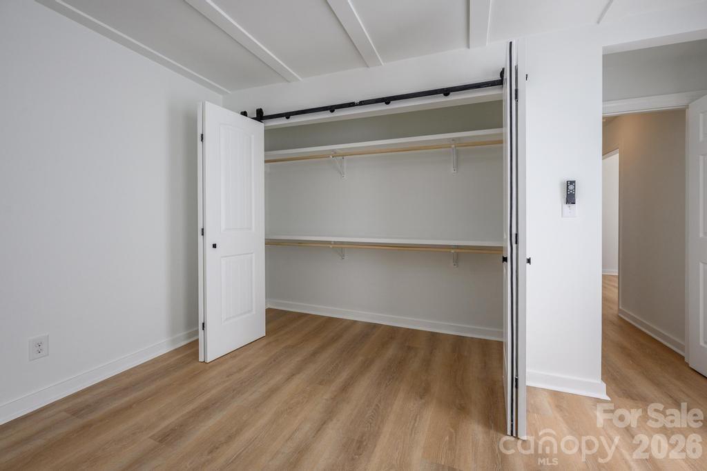 Primary Bedroom closet - 2106 Lynmore Drive, Sherrills Ford