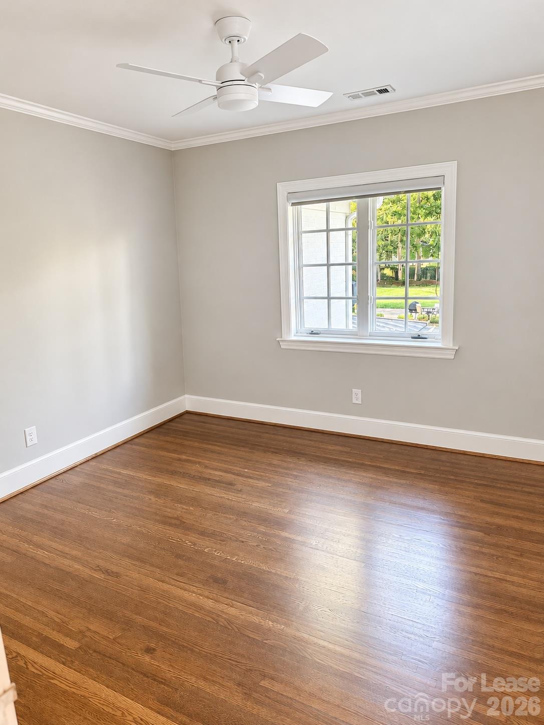 Single Family Residence at 1524 S Wendover Road, Charlotte, photo 16 of 22