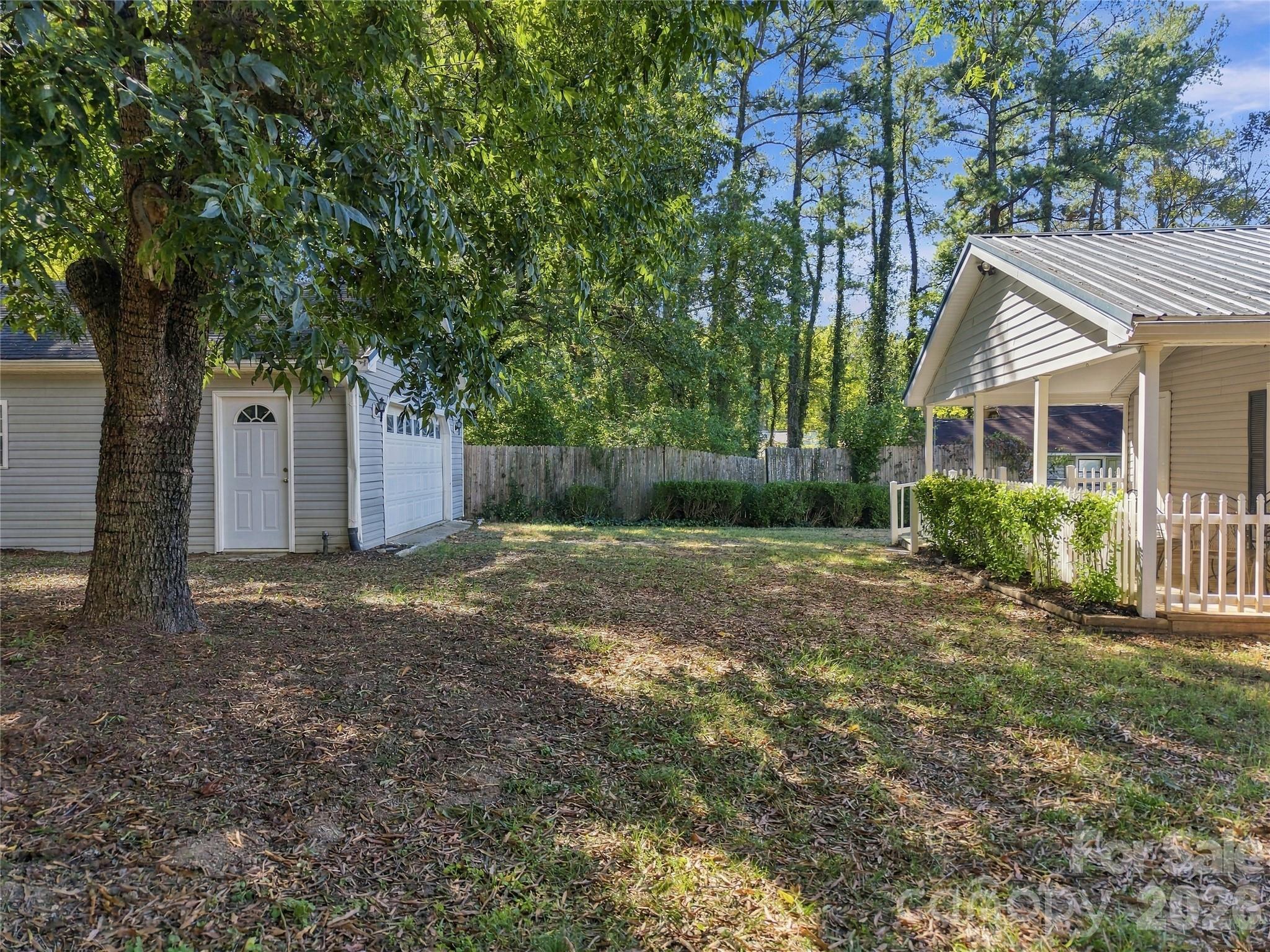 Single Family Residence at 1806 W A Street, Kannapolis, photo 41 of 42