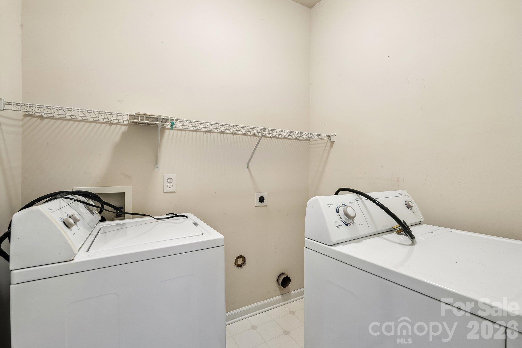 Single Family Residence at 1217 Stourbridge Lion Drive, Charlotte, photo 25 of 38