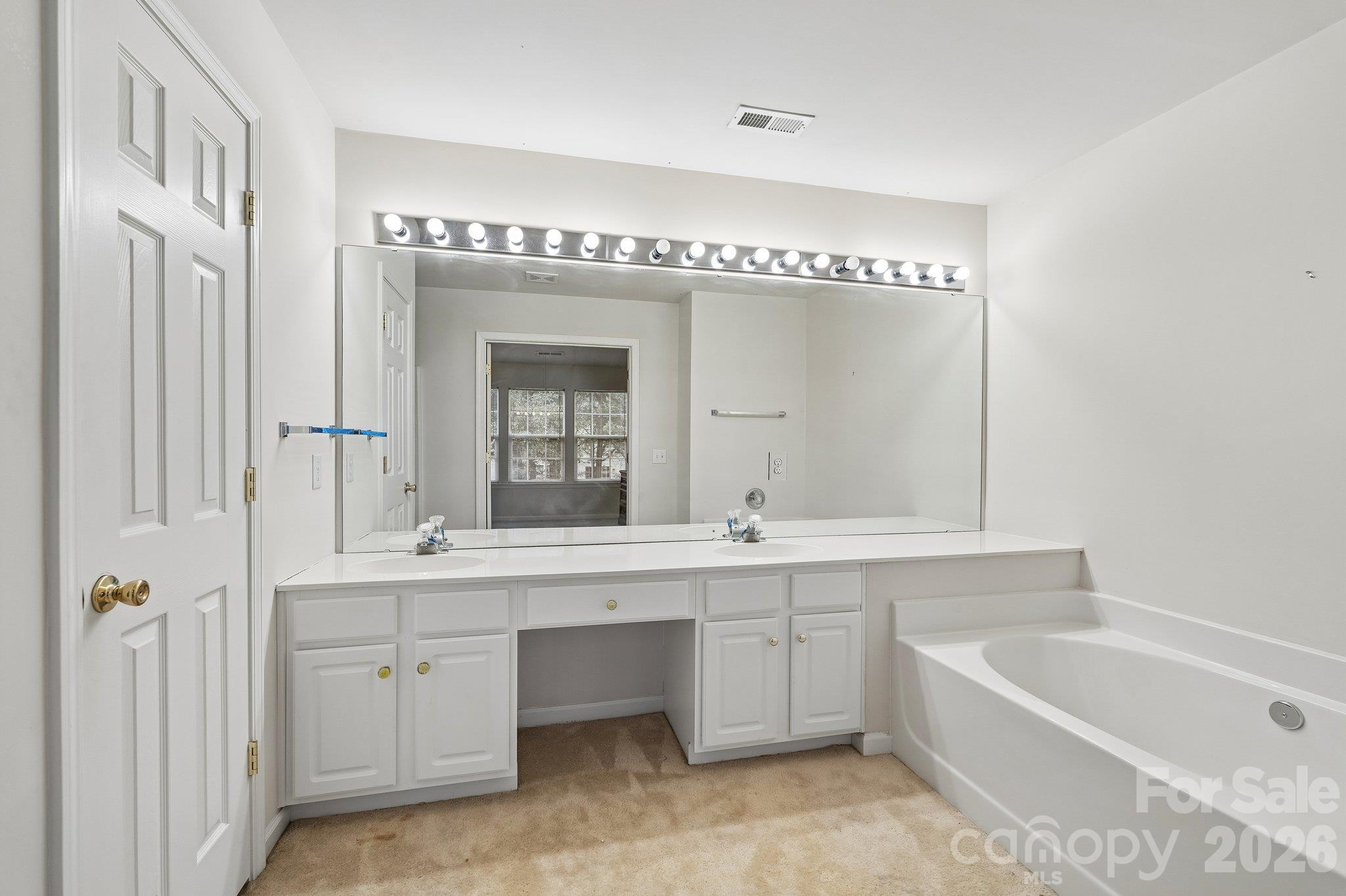 Single Family Residence at 1217 Stourbridge Lion Drive, Charlotte, photo 30 of 38