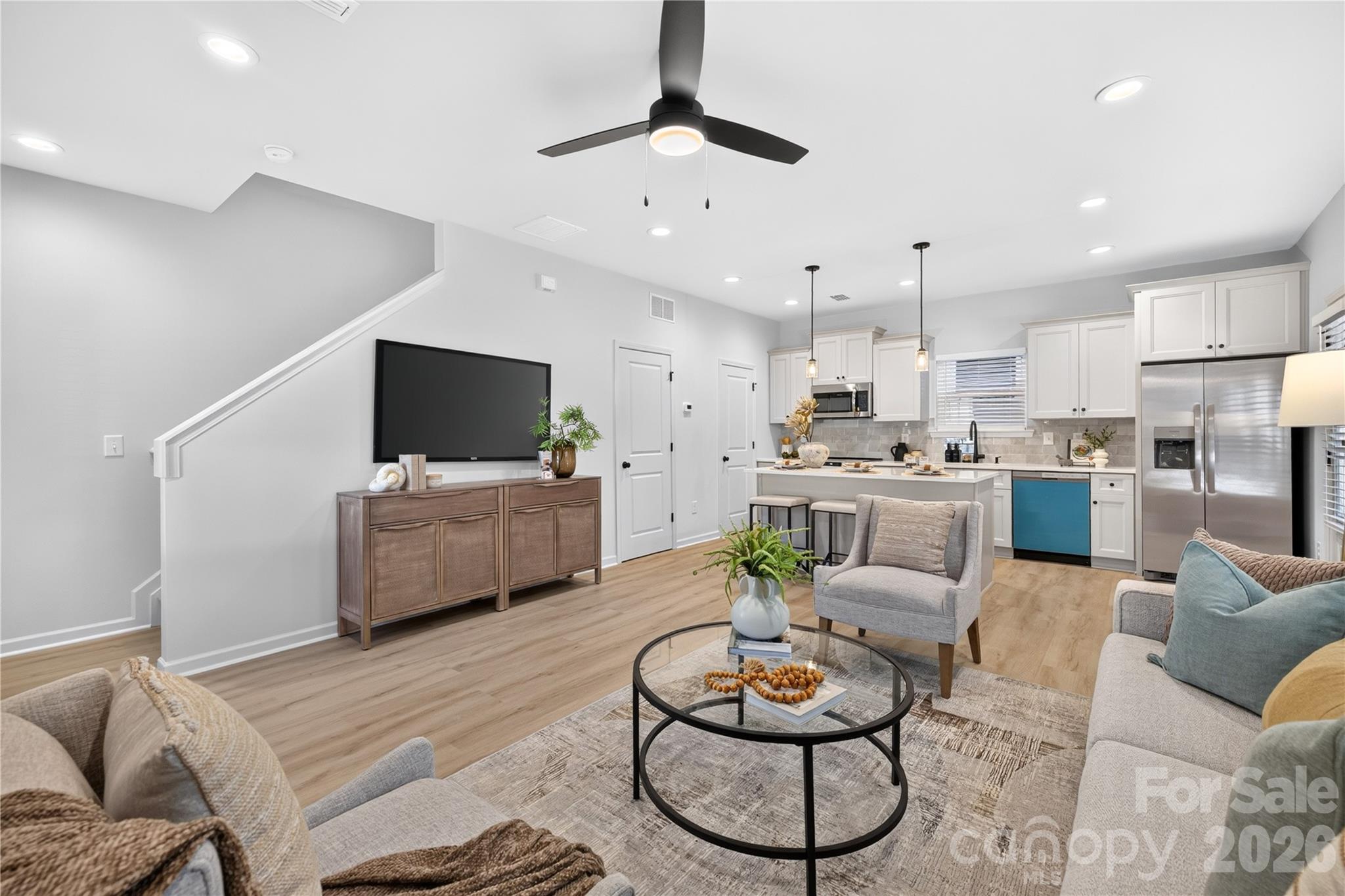 Single Family Residence at 3624 Glenwood Drive, Charlotte, photo 11 of 19