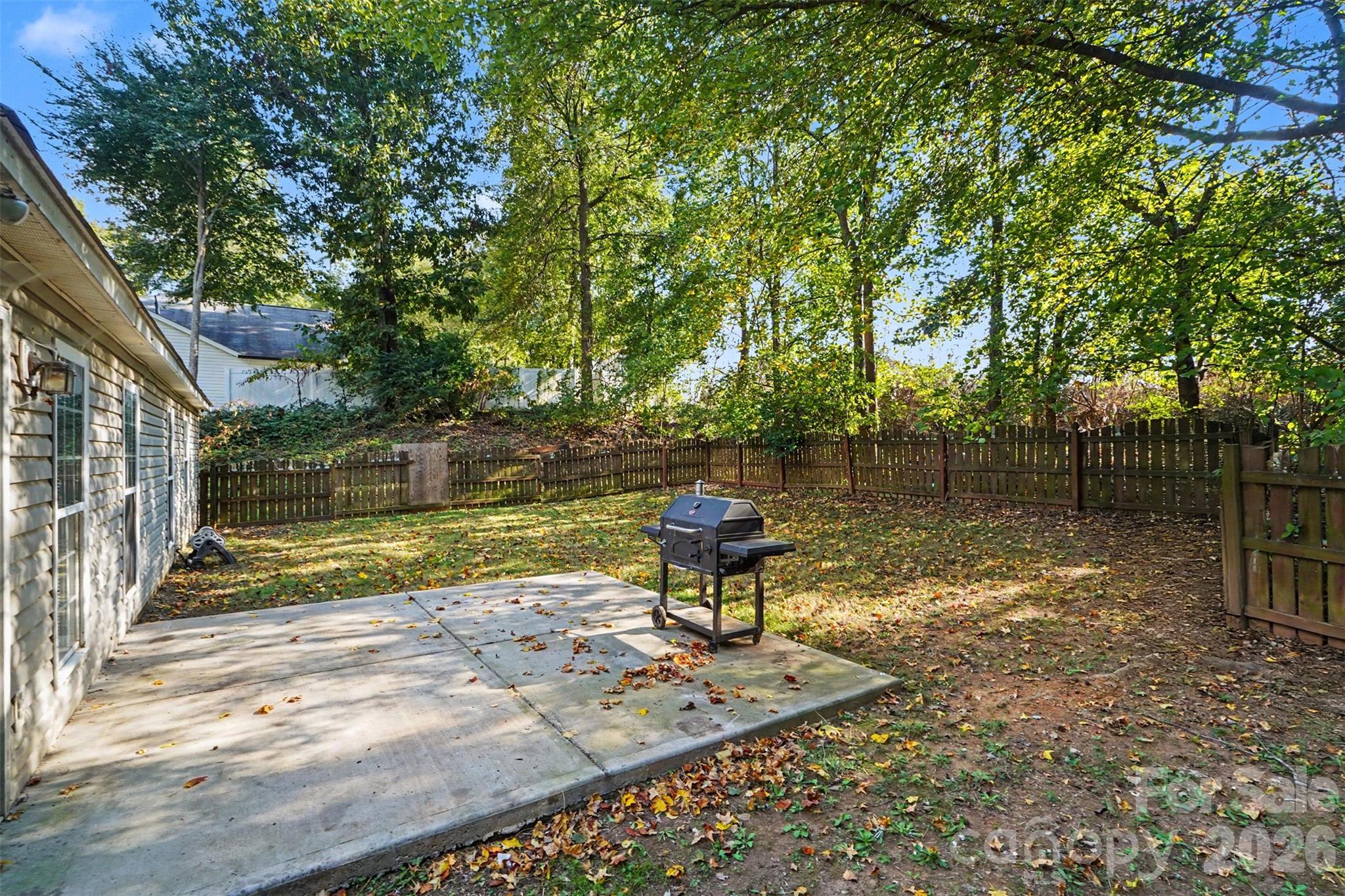 Single Family Residence at 706 White Oak Lane, Matthews, photo 25 of 30