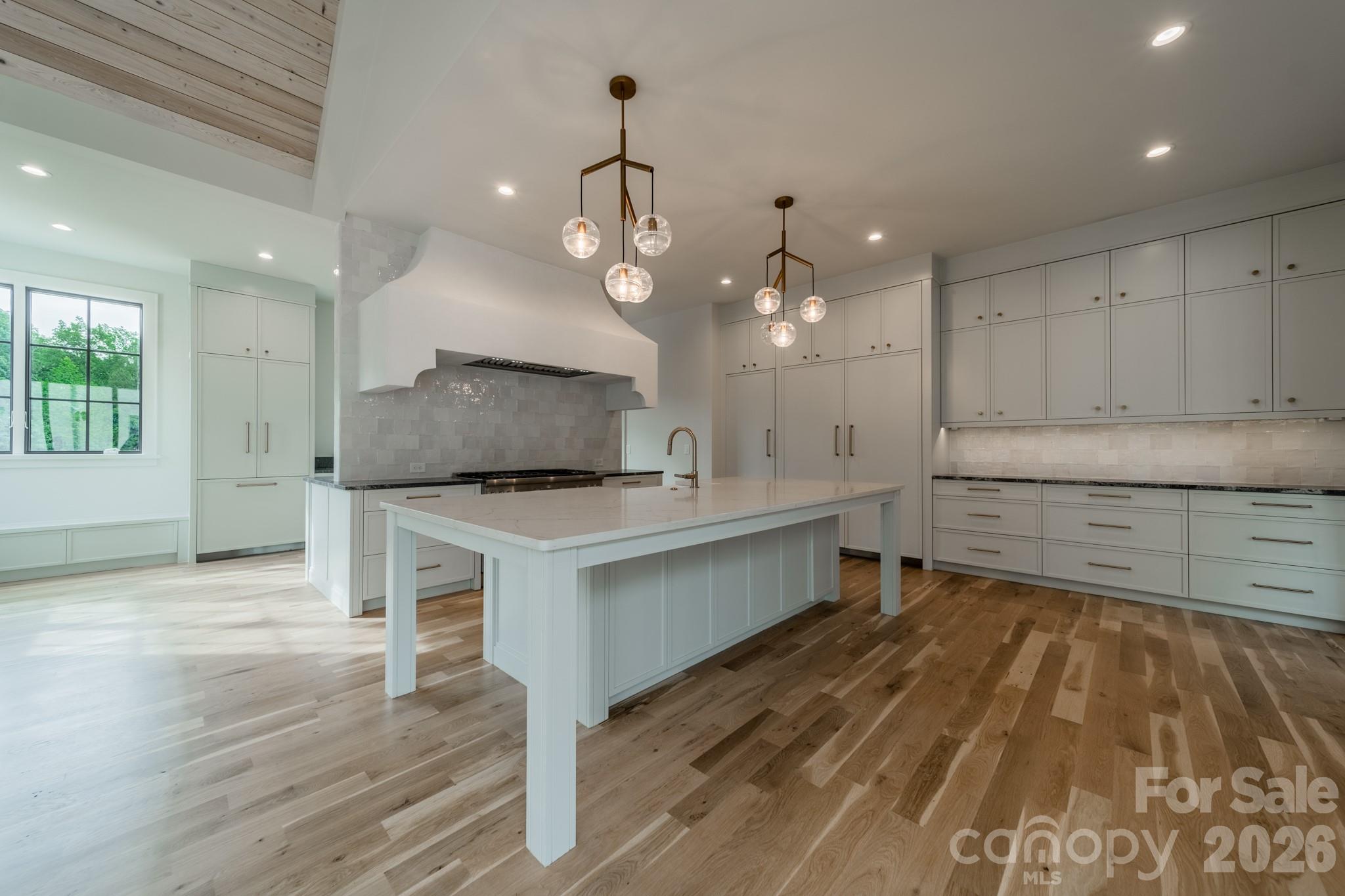 Single Family Residence at 6639 Joli Cheval Lane, Mint Hill, photo 5 of 20