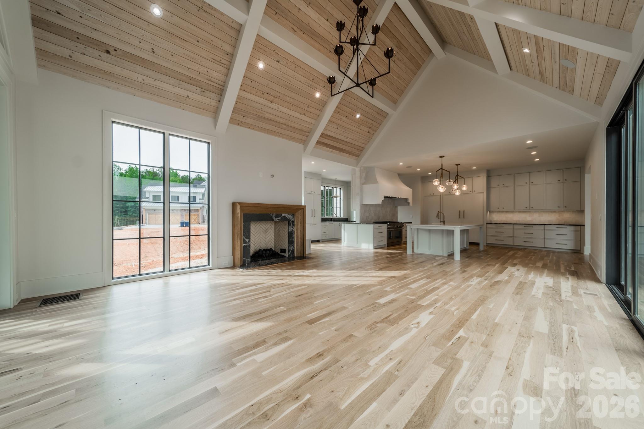 Single Family Residence at 6639 Joli Cheval Lane, Mint Hill, photo 7 of 20