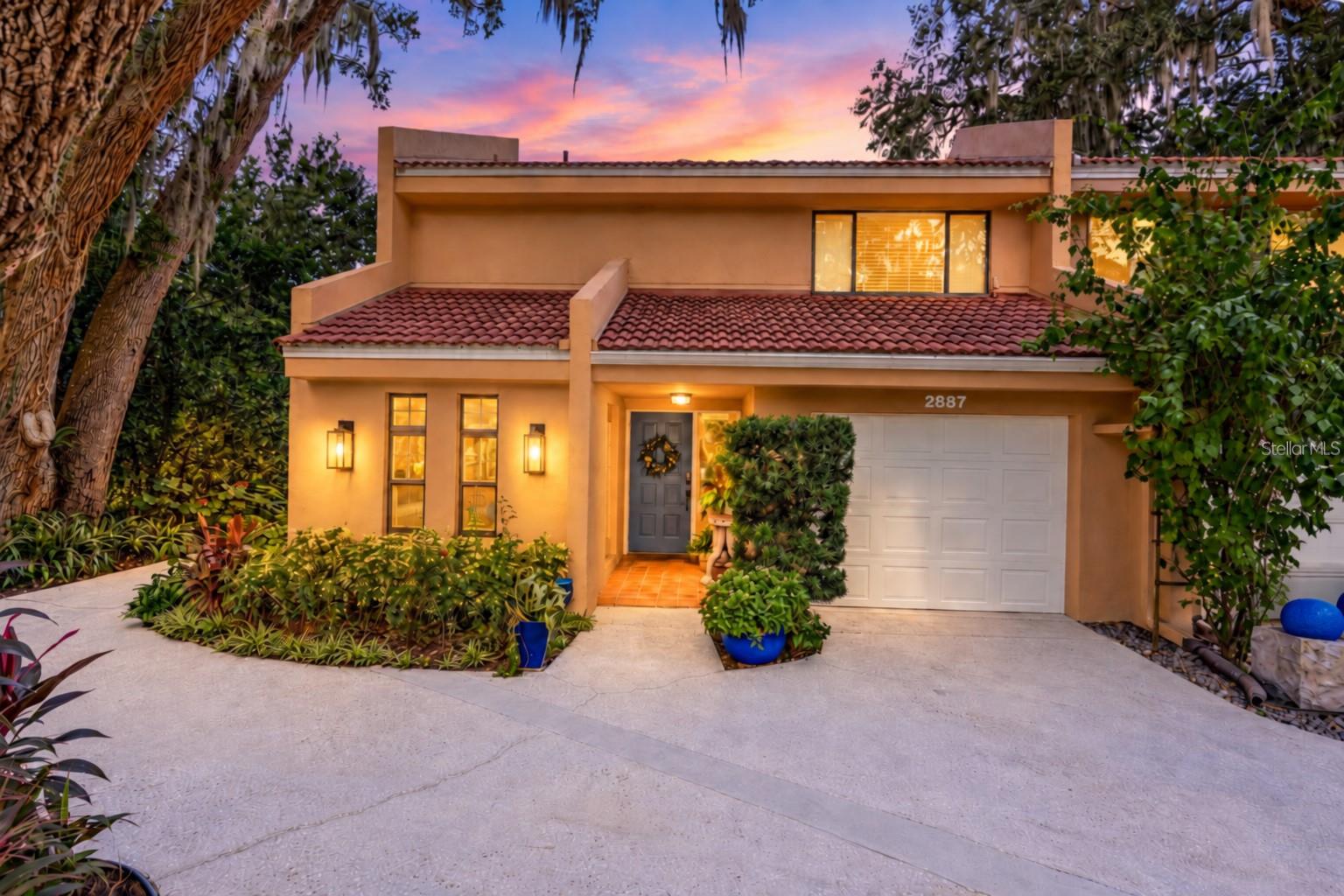 2887 TEMPLE TRL