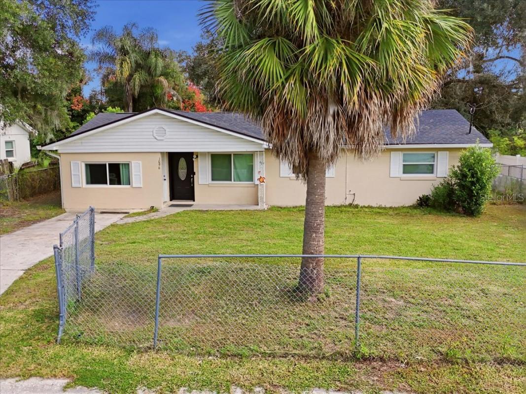 1096 CAREFREE COVE DR