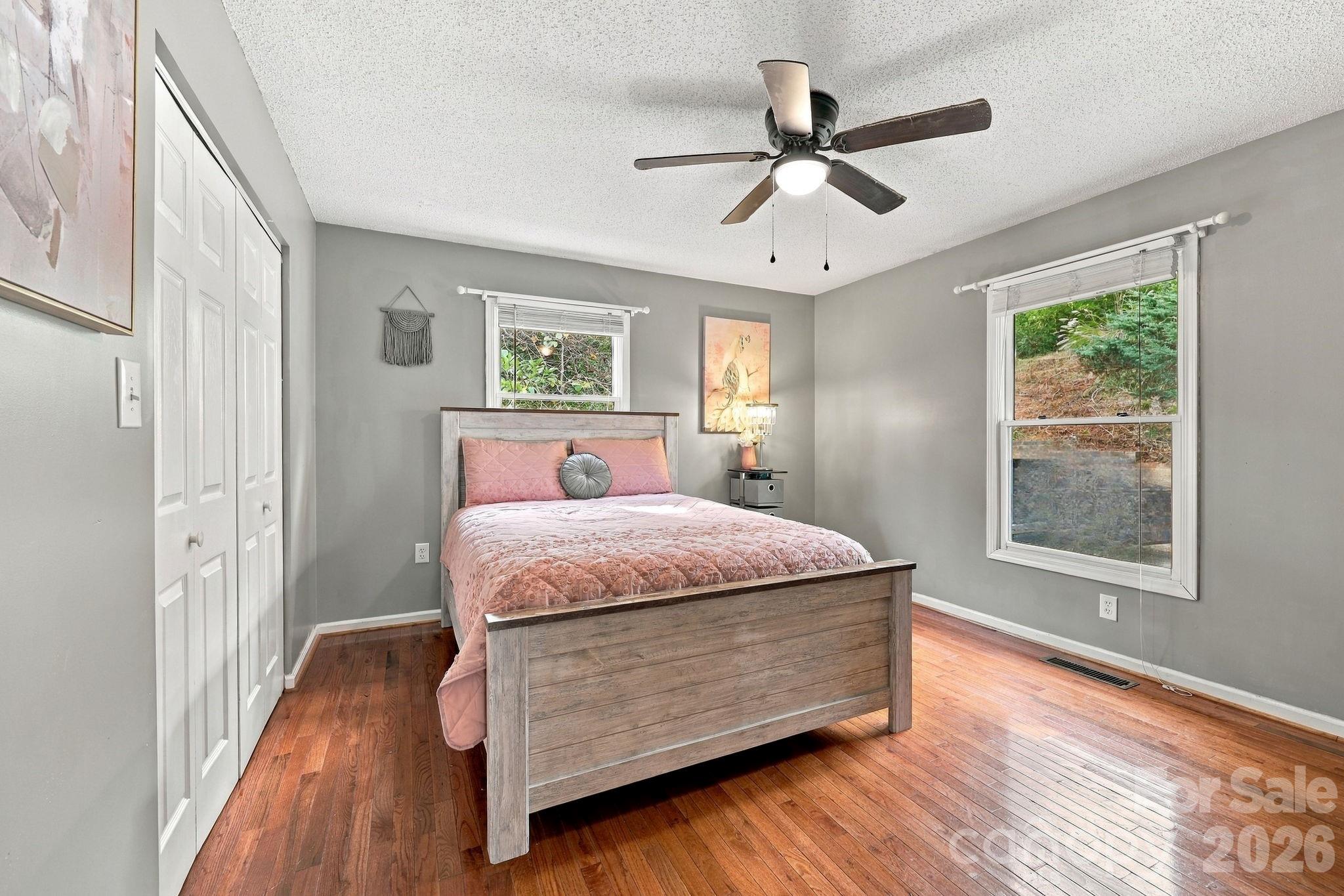 Main level 2nd bedroom - 441 Country Drive, Mars Hill