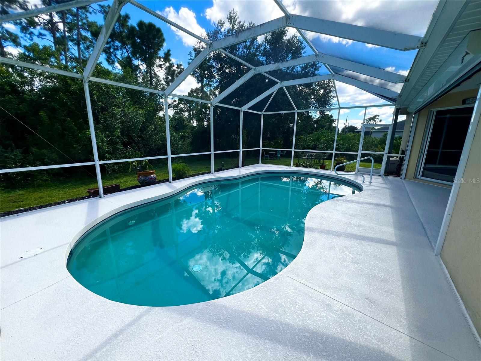 Single Family Residence at 2260 ZUYDER TER, NORTH PORT, photo 4 of 38