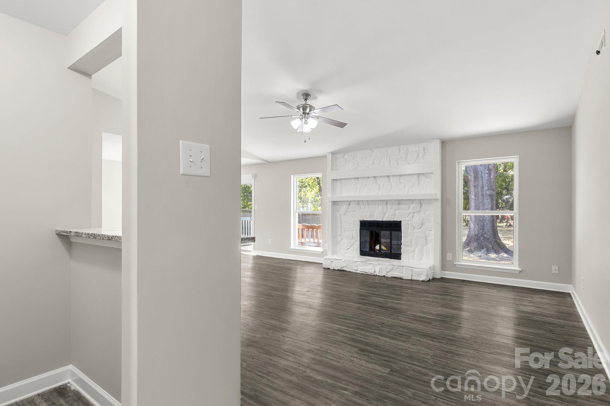 Single Family Residence at 7607 Eastbourne Road, Charlotte, photo 21 of 46
