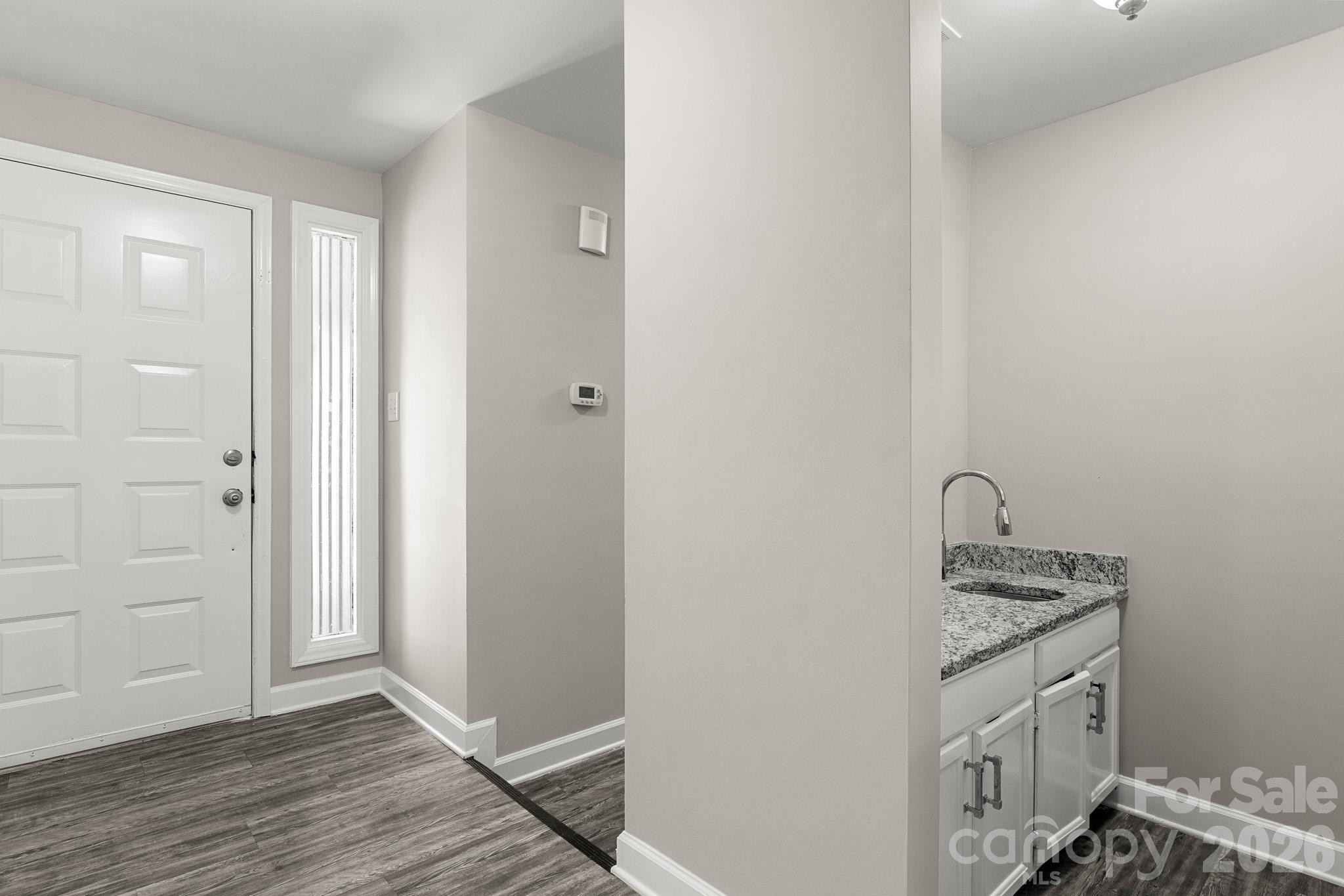 Single Family Residence at 7607 Eastbourne Road, Charlotte, photo 23 of 46