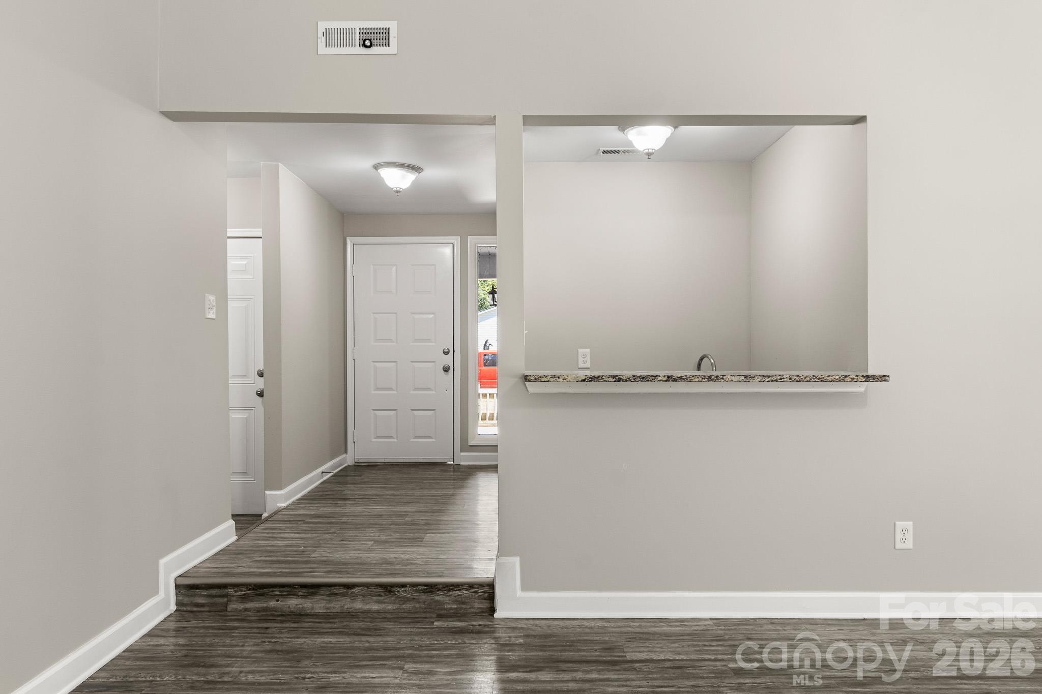 Single Family Residence at 7607 Eastbourne Road, Charlotte, photo 27 of 46