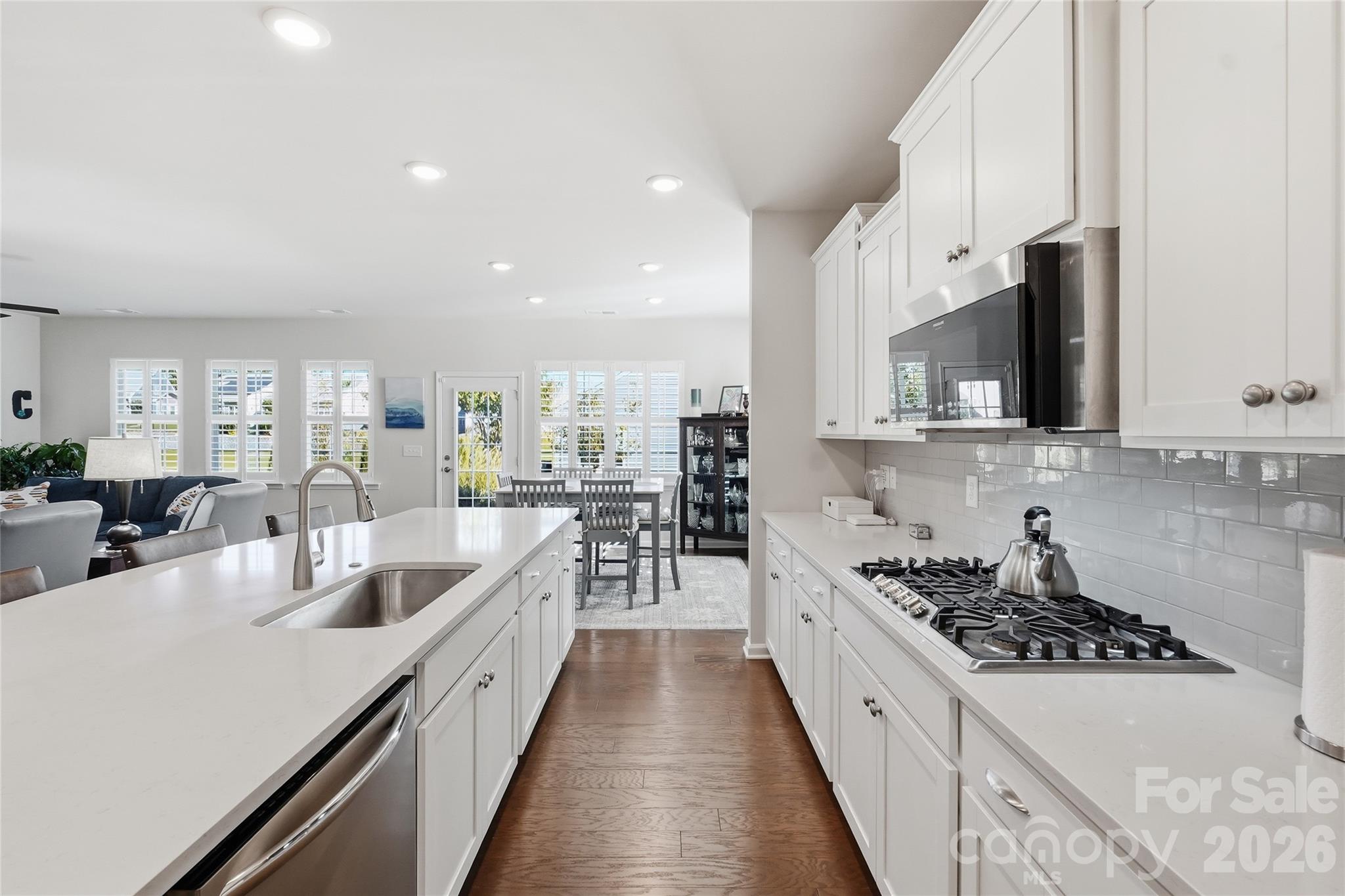 Convection Microwave and Gas Cooktop - 3162 Windhaven Lane, Tega Cay