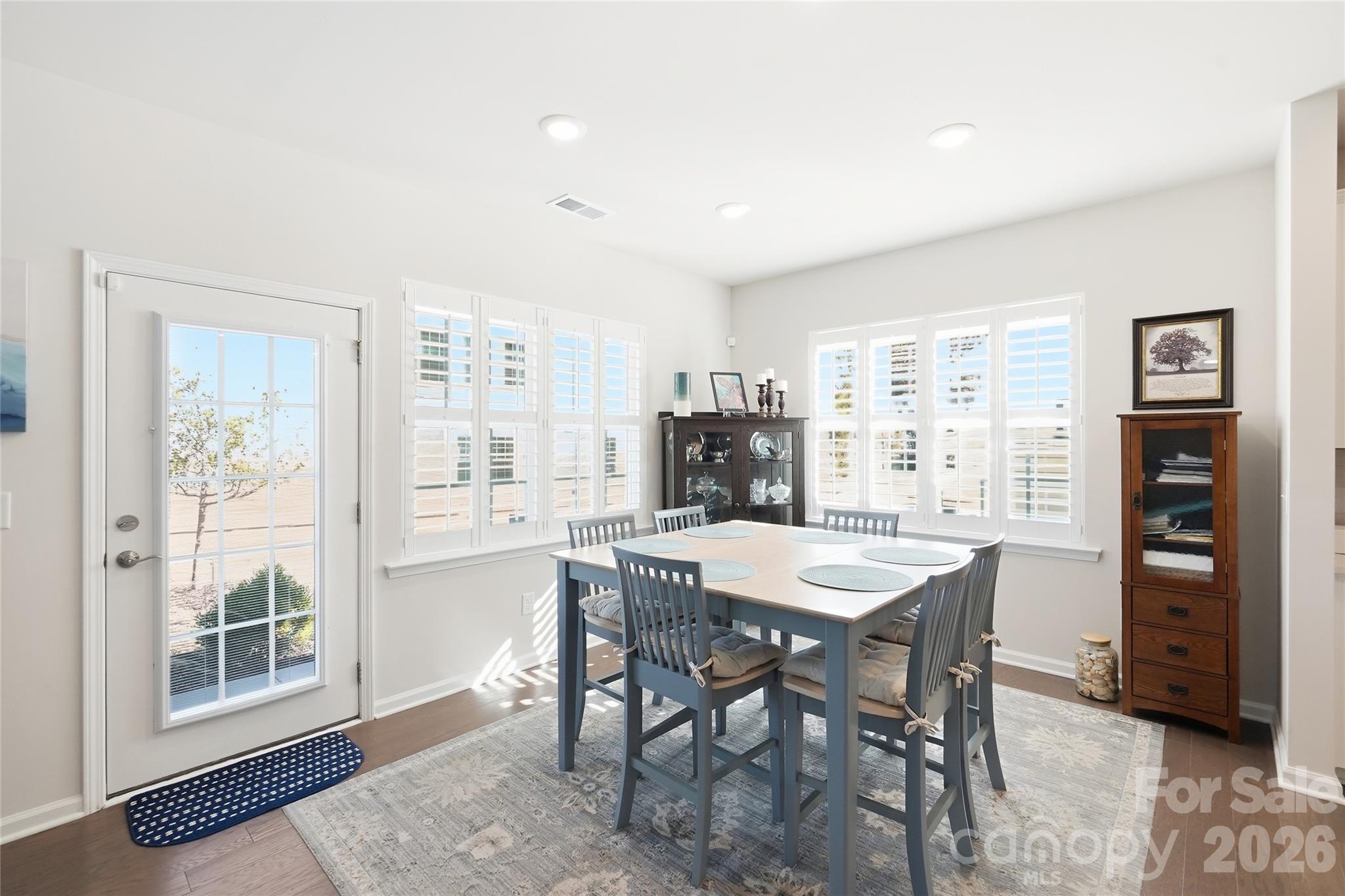 Breakfast area with entrance to back patio - 3162 Windhaven Lane, Tega Cay