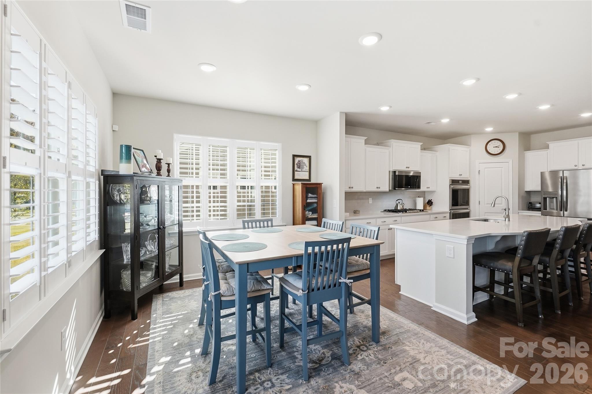 Breakfast area off the gourmet kitchen - 3162 Windhaven Lane, Tega Cay