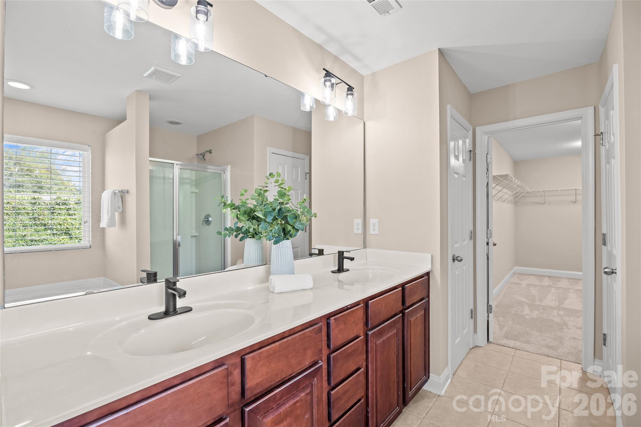 Single Family Residence at 7917 Sardis Creek Lane, Charlotte, photo 31 of 46