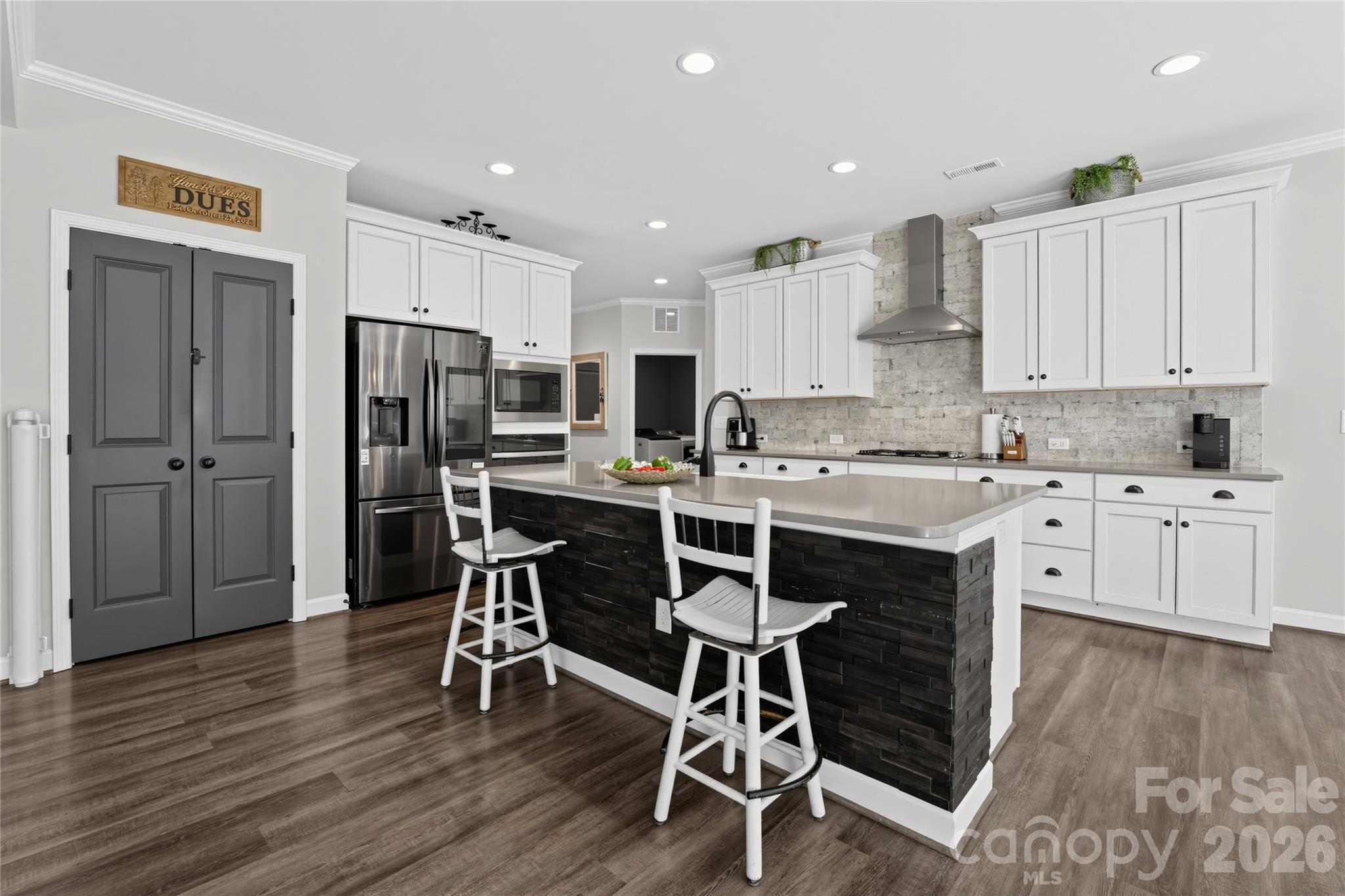 Single Family Residence at 2423 Baxter Place SE, Concord, photo 14 of 48