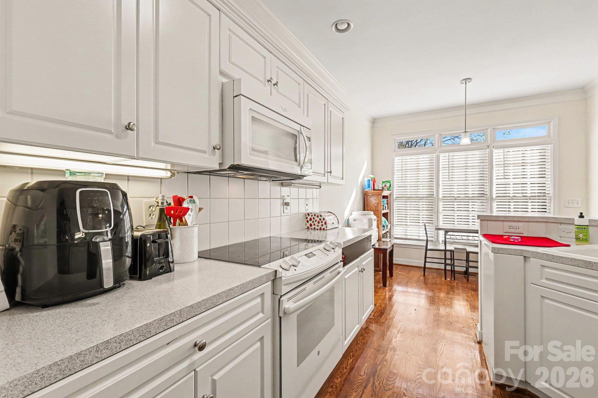 Single Family Residence at 1228 Old Coach Lane, Rock Hill, photo 12 of 30