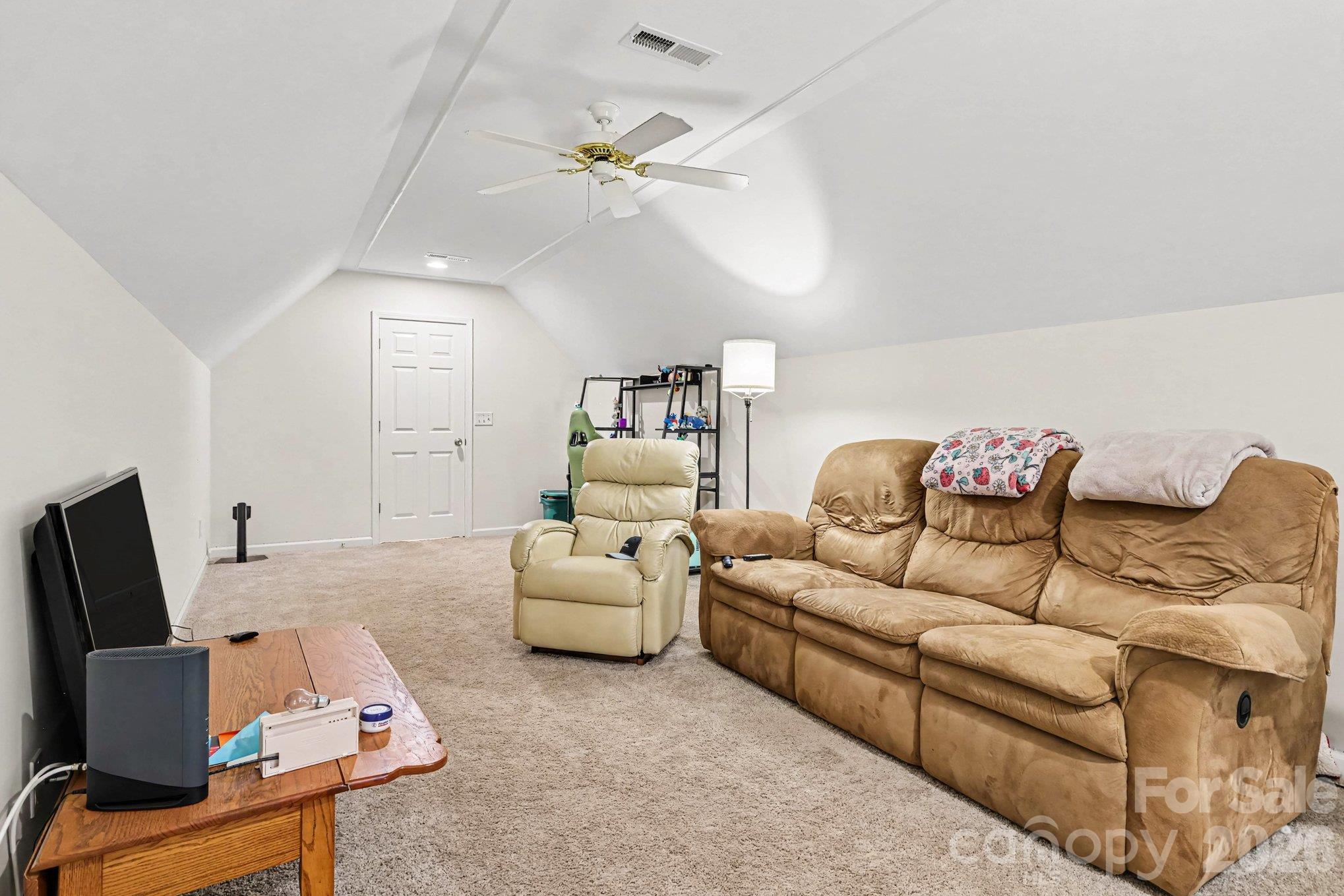 Single Family Residence at 1228 Old Coach Lane, Rock Hill, photo 15 of 30