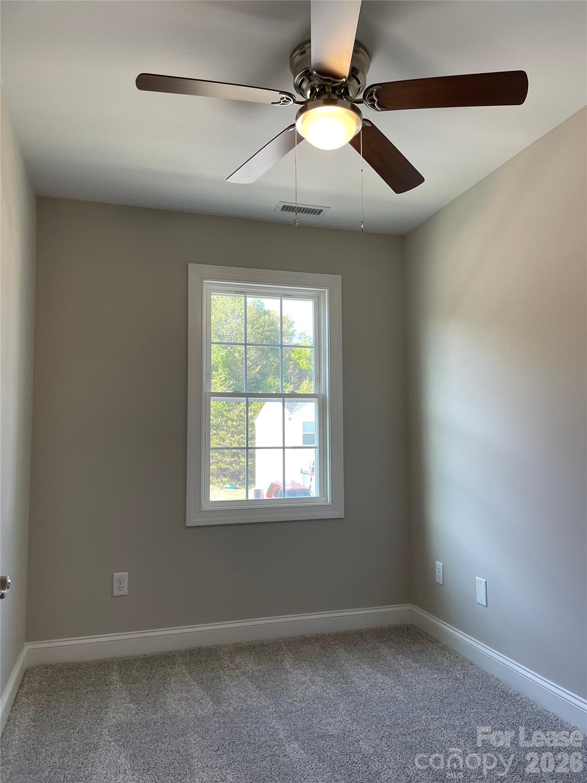 Townhouse at 3927 Newhall Drive NW, Hickory, photo 9 of 18