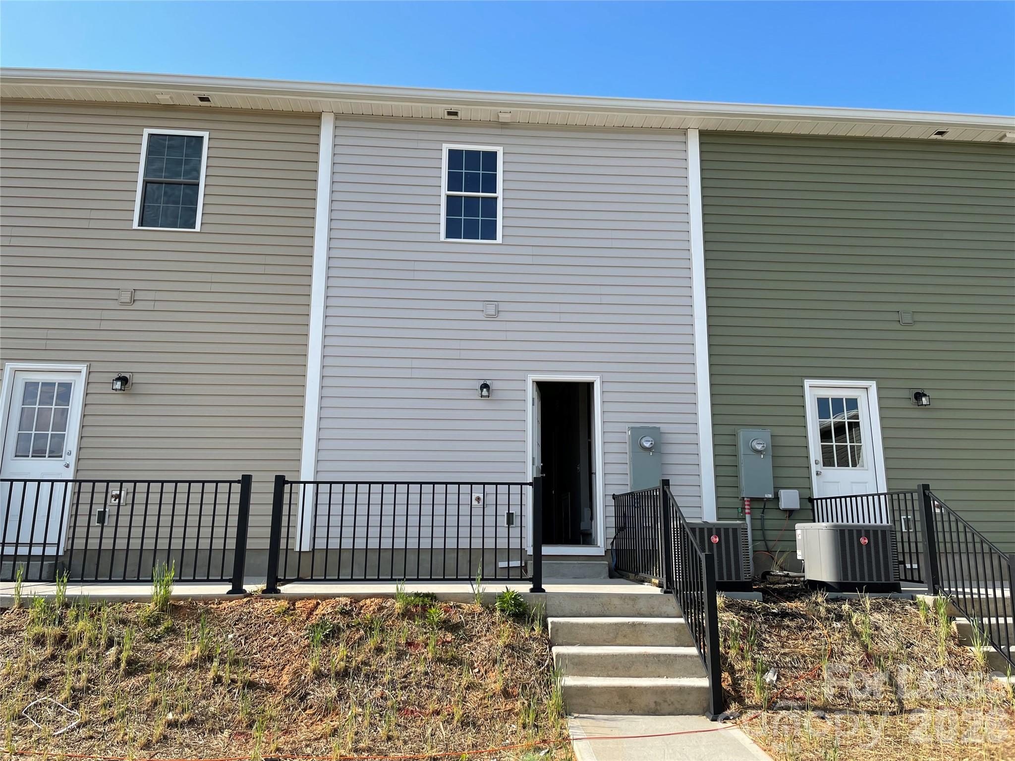 Townhouse at 3927 Newhall Drive NW, Hickory, photo 18 of 18