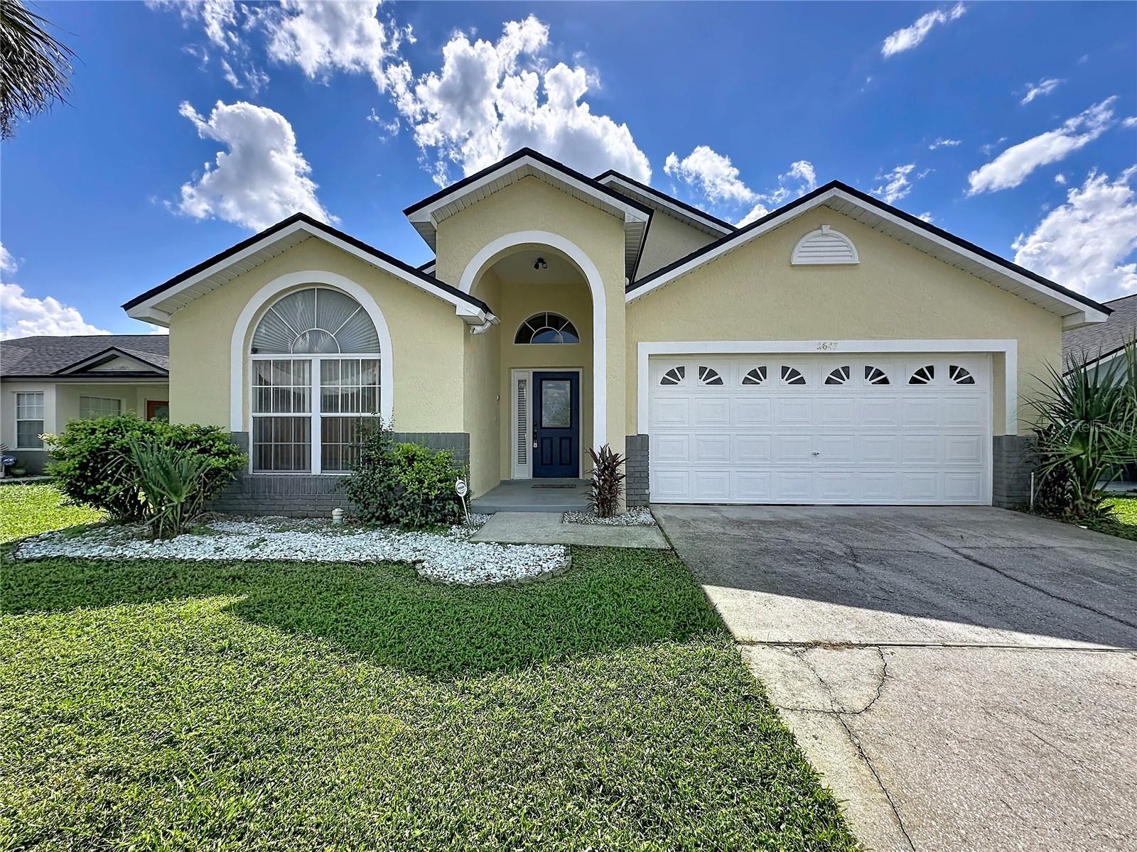 2647 ONEIDA LOOP