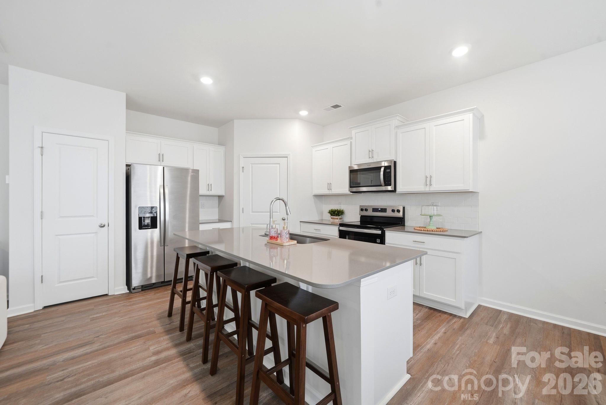 Single Family Residence at 1371 37th Avenue Lane, Hickory, photo 12 of 41